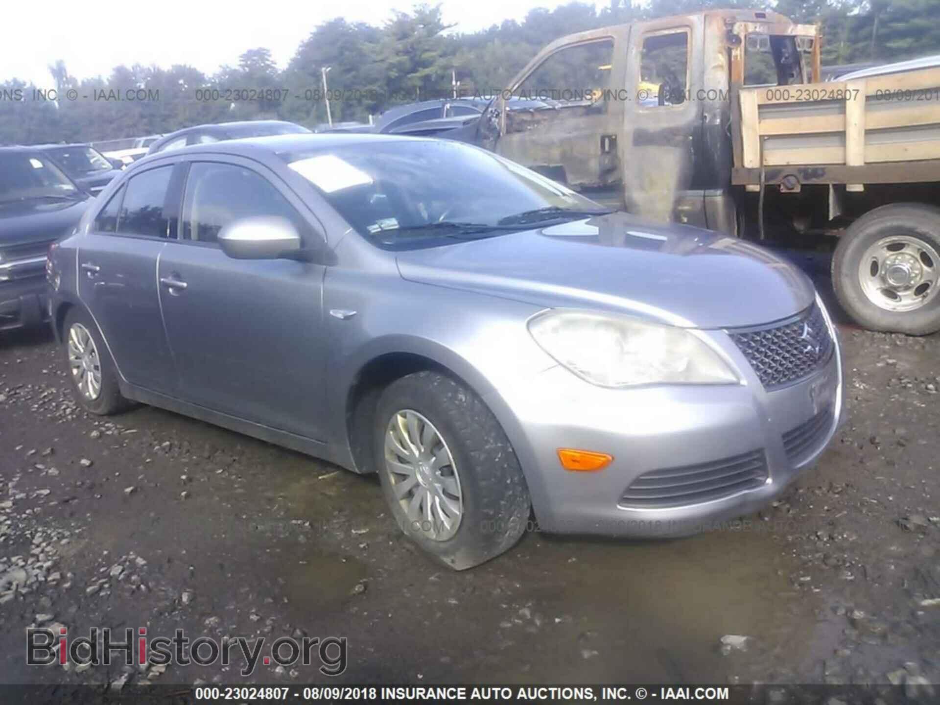Photo JS2RF9A1XB6110366 - Suzuki Kizashi 2011