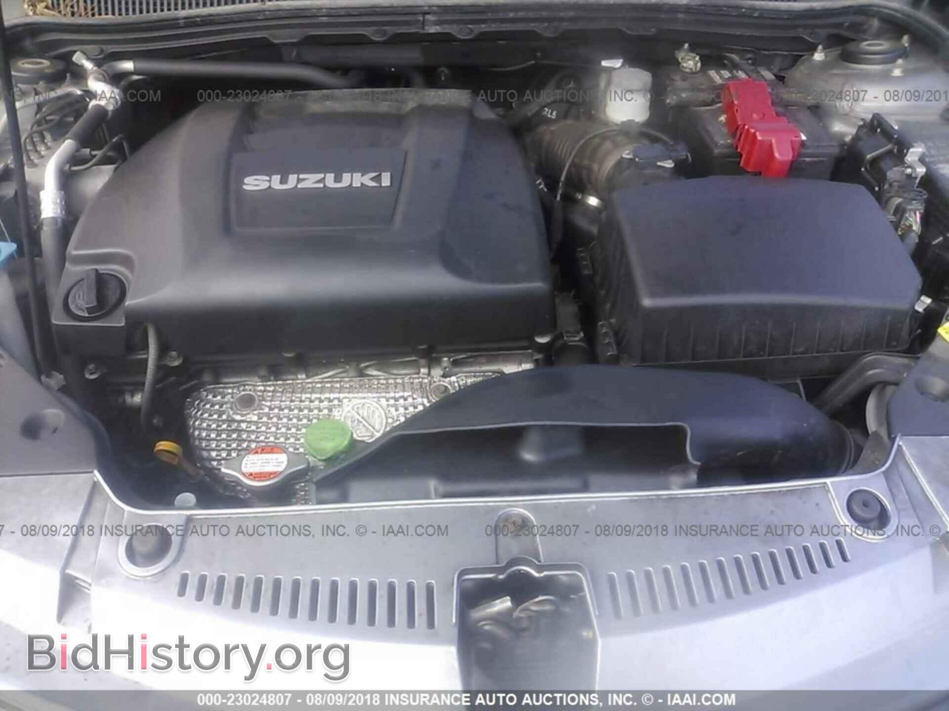 2011 Suzuki Kizashi - VIN: JS2RF9A1XB6110366 - Photo 10