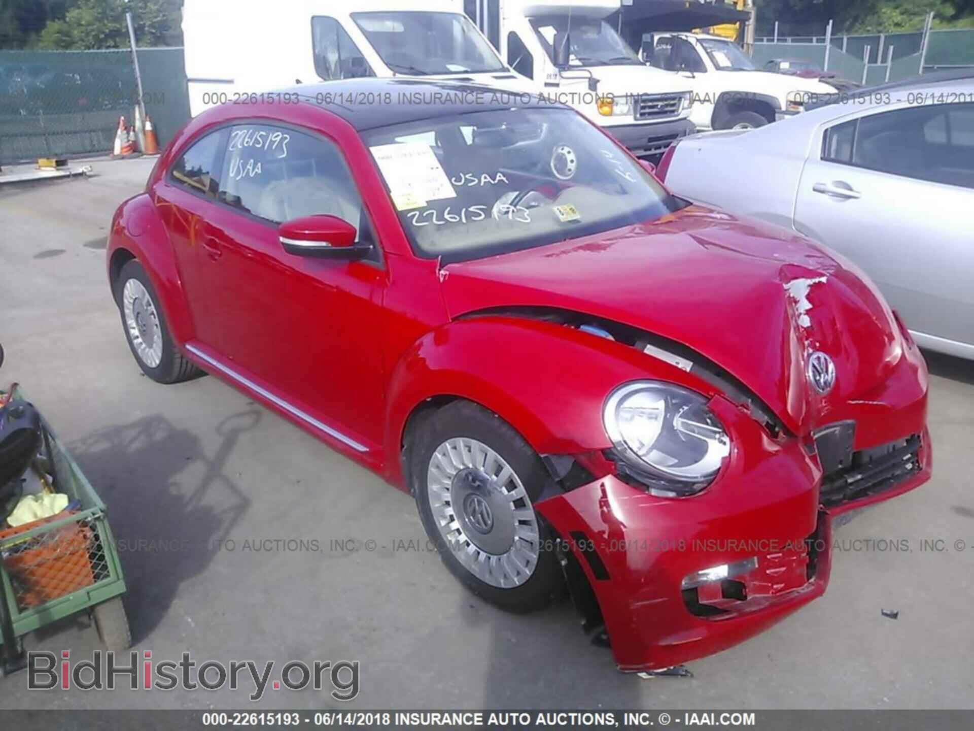 Фотография 3VWJP7AT7DM687530 - VOLKSWAGEN BEETLE 2013