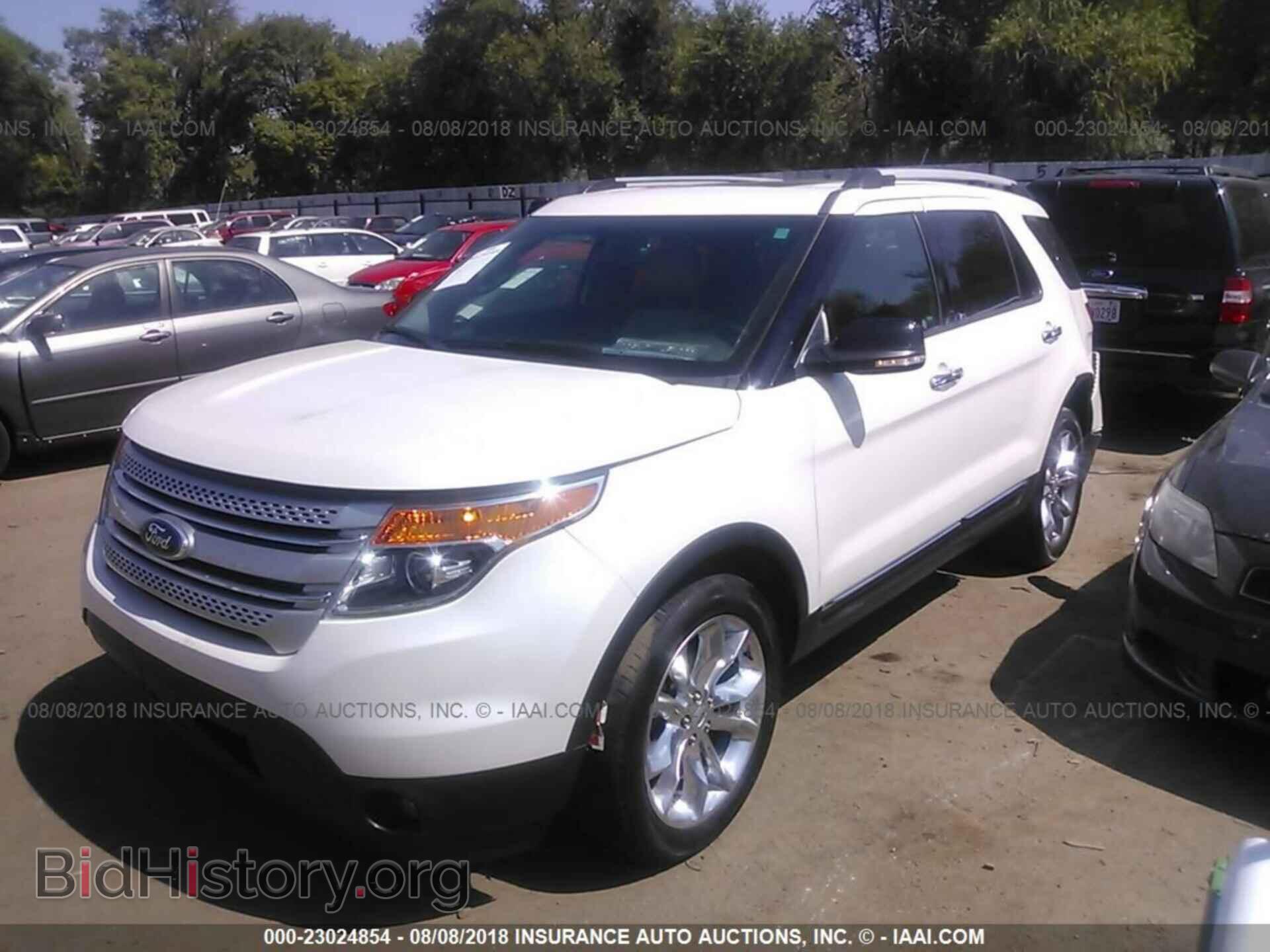 2015 Ford Explorer - VIN: 1FM5K8D88FGA76169 - Photo 2