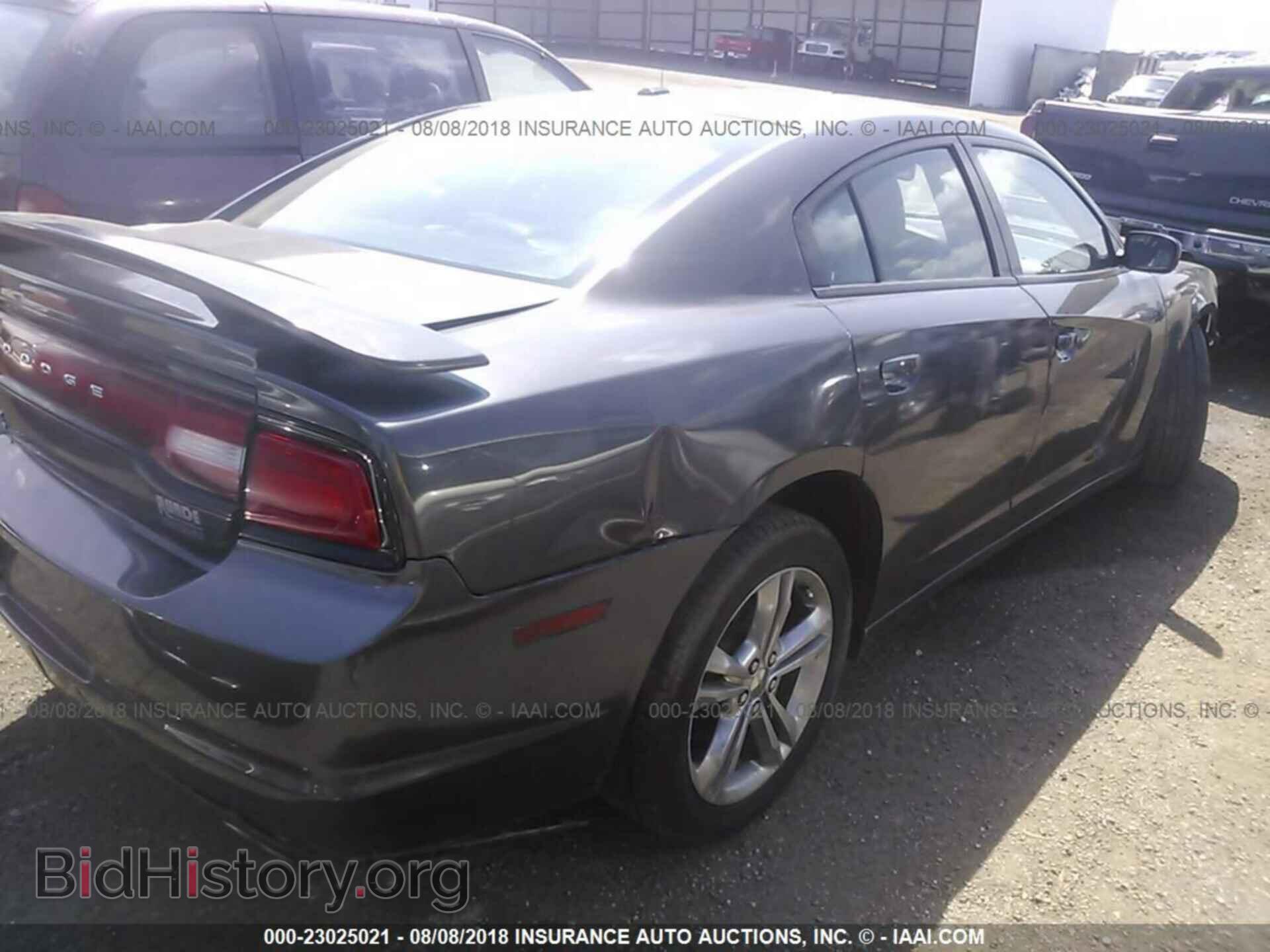 2013 Dodge Charger - VIN: 2C3CDXJG5DH577330 - Photo 4