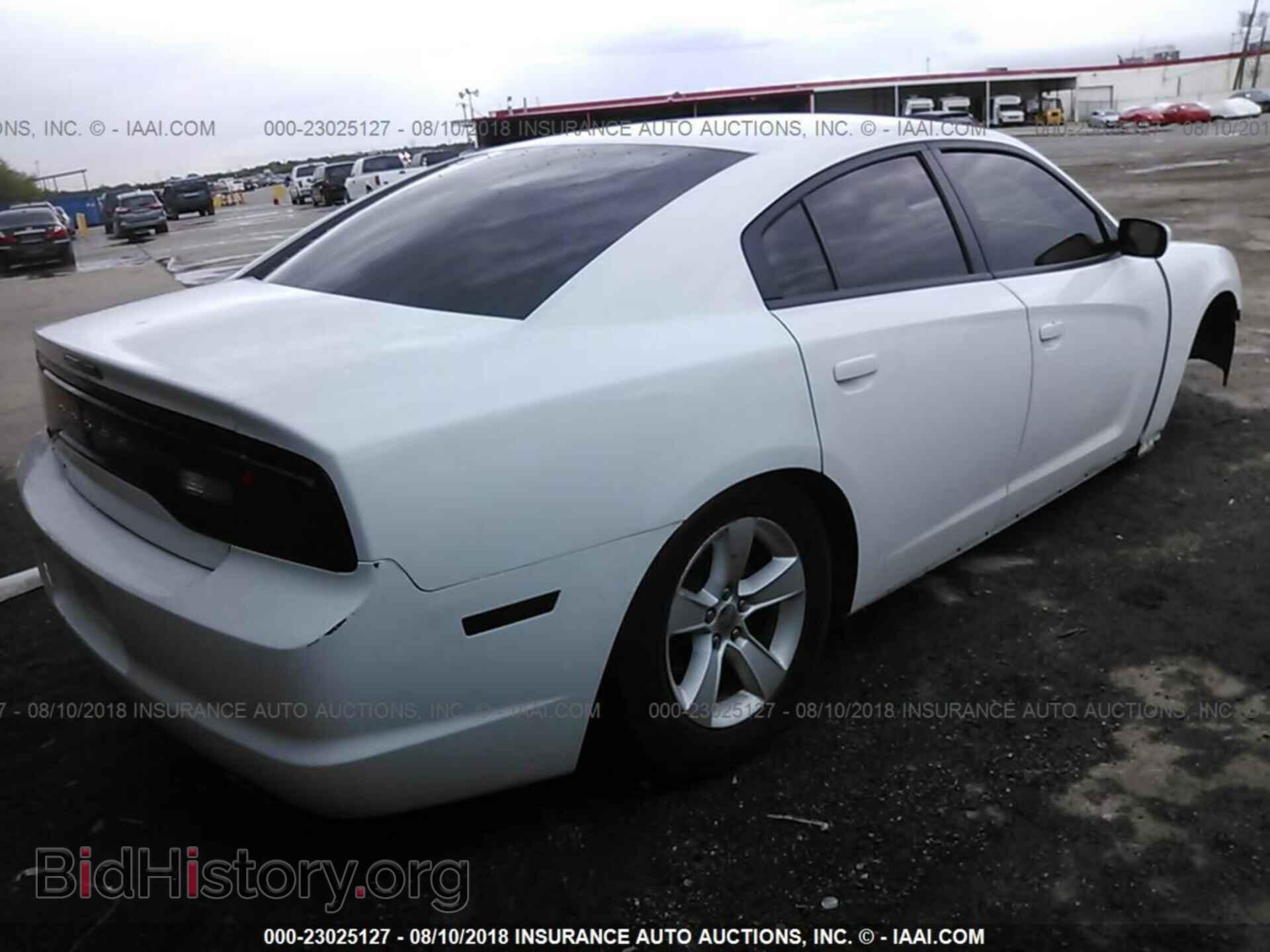 2013 Dodge Charger - VIN: 2C3CDXBG6DH636528 - Фото 4