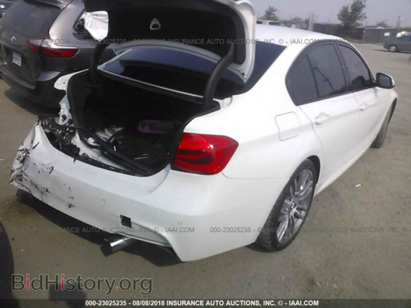 2016 BMW 340 (VIN WBA8B3G50GNU34963) — photo 4 of 10