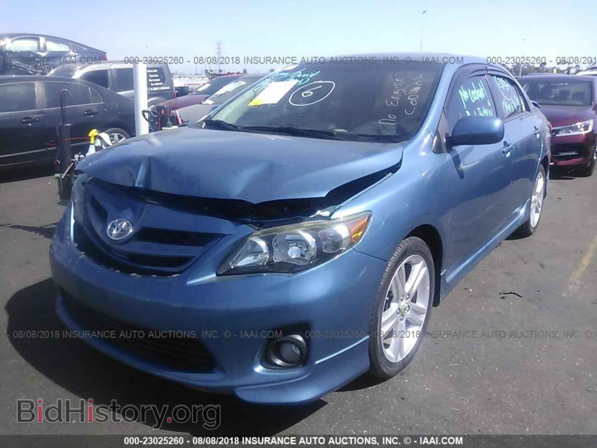2013 Toyota Corolla - VIN: 5YFBU4EEXDP074661 - Photo 2