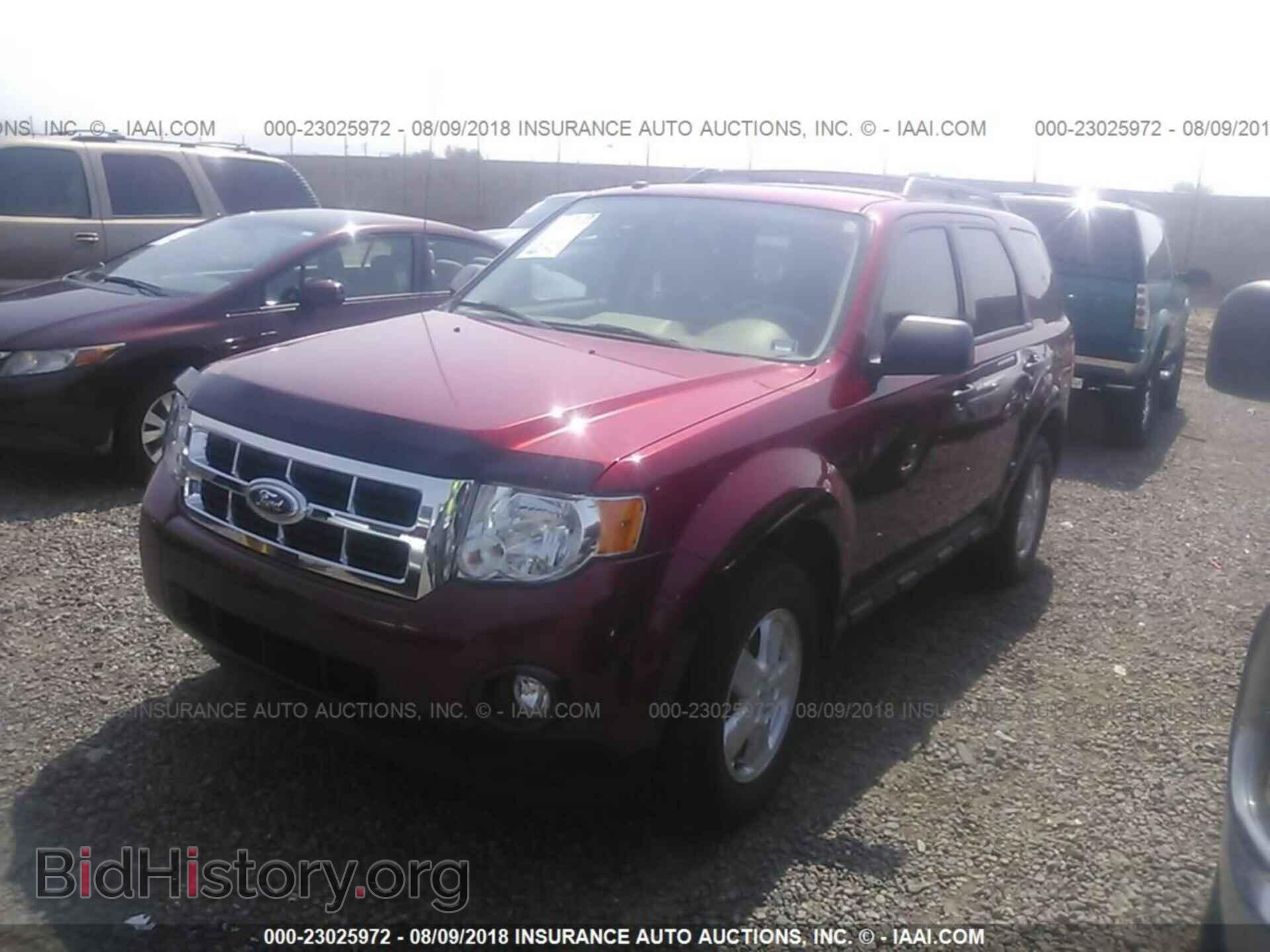 2012 Ford Escape - VIN: 1FMCU0D71CKC26559 - Photo 2