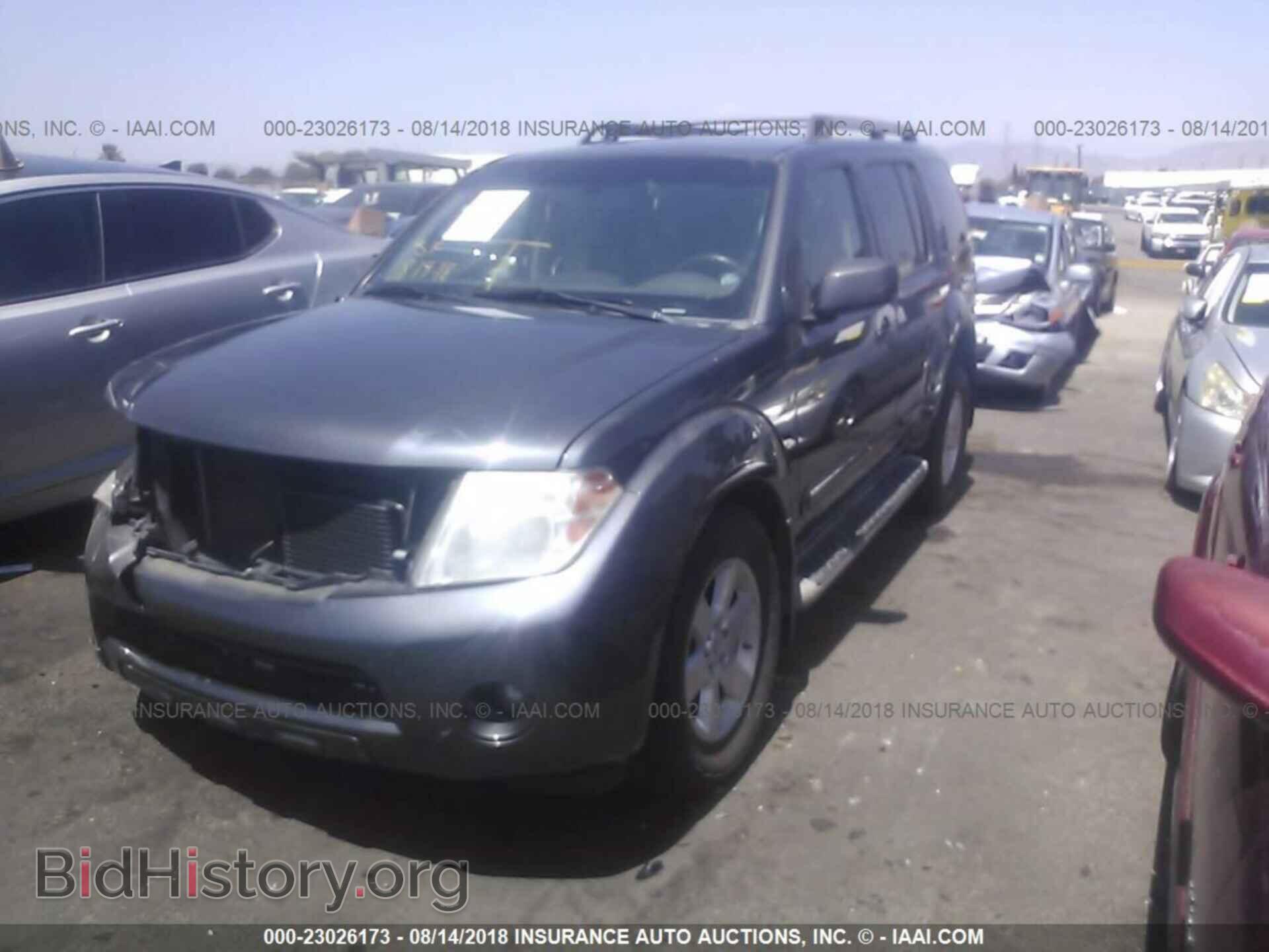 2012 Nissan Pathfinder - VIN: 5N1AR1NB7CC631093 - Фото 2