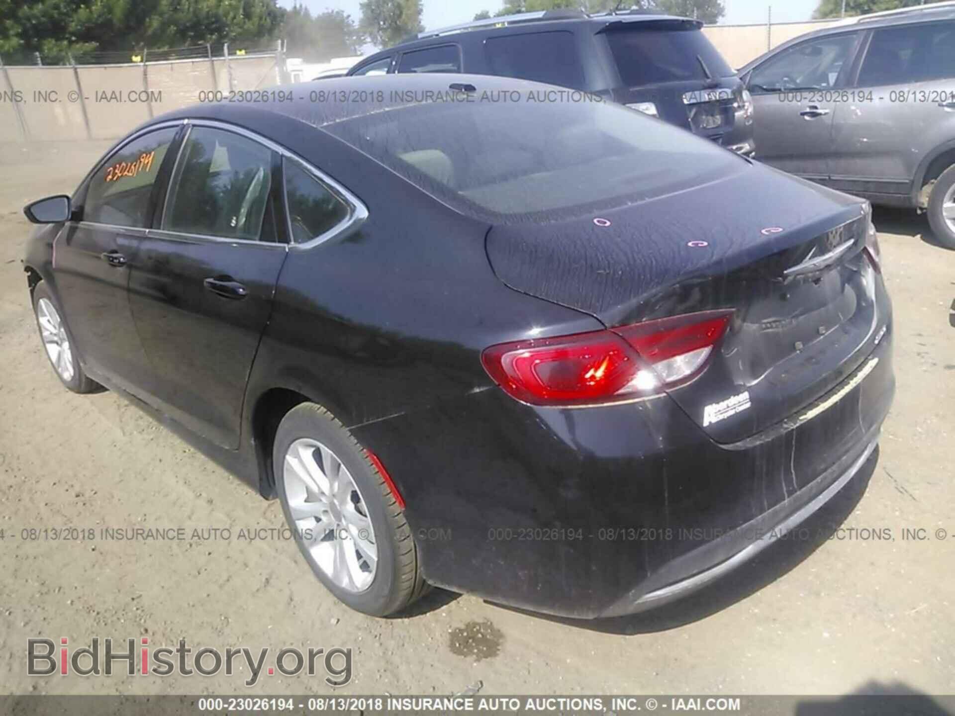 2015 Chrysler 200 - VIN: 1C3CCCAB8FN666805 - Photo 3
