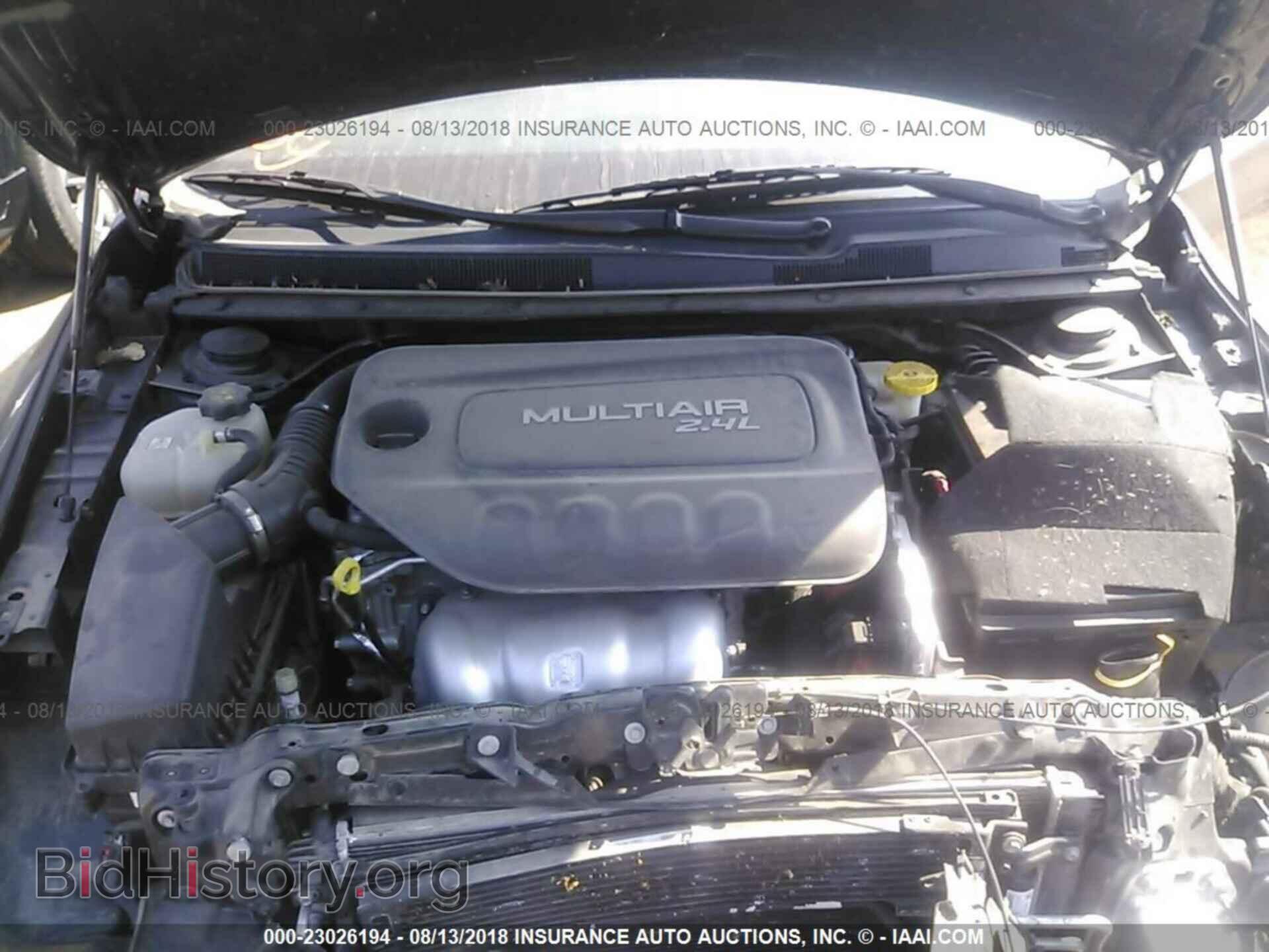 2015 Chrysler 200 - VIN: 1C3CCCAB8FN666805 - Photo 10