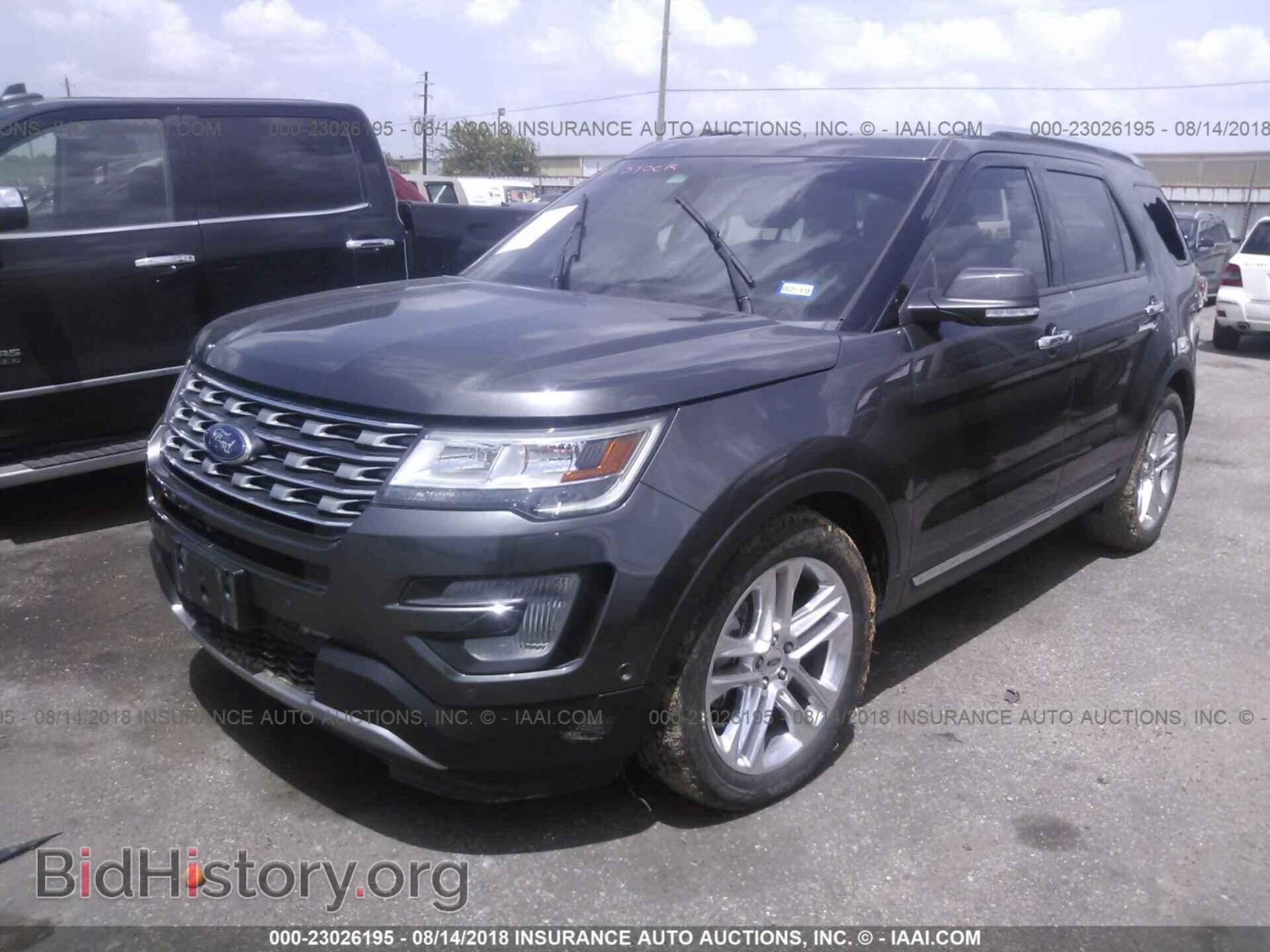 2017 Ford Explorer - VIN: 1FM5K7F82HGB52124 - Фото 2