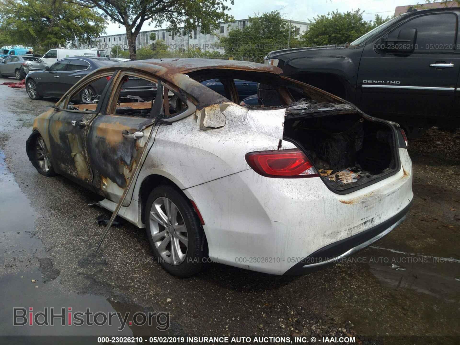 2015 CHRYSLER 200 - VIN: 1C3CCCAB0FN570215 - Фото 3