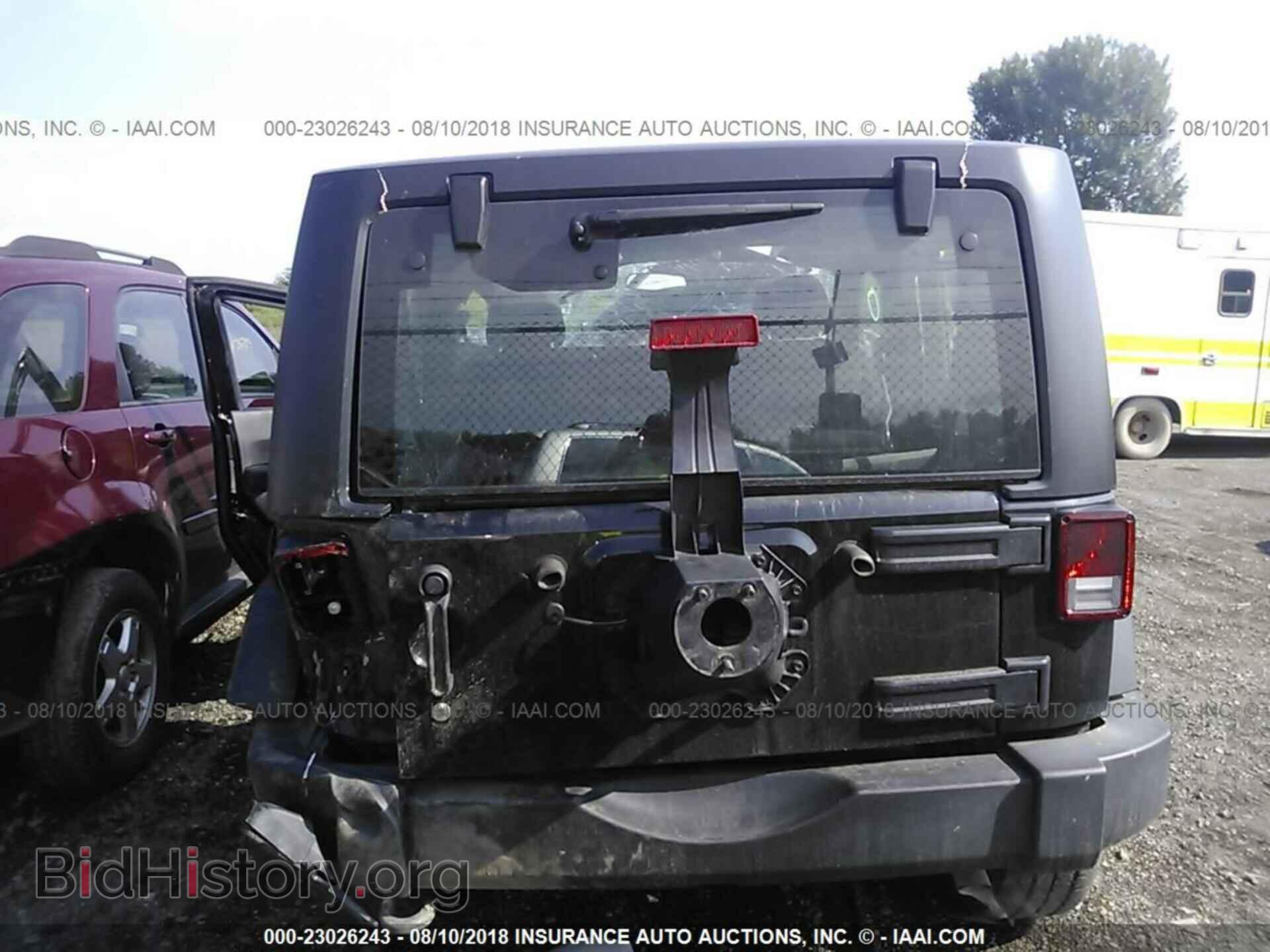 2016 Jeep Wrangler - VIN: 1C4GJWAG6GL246764 - Фото 8