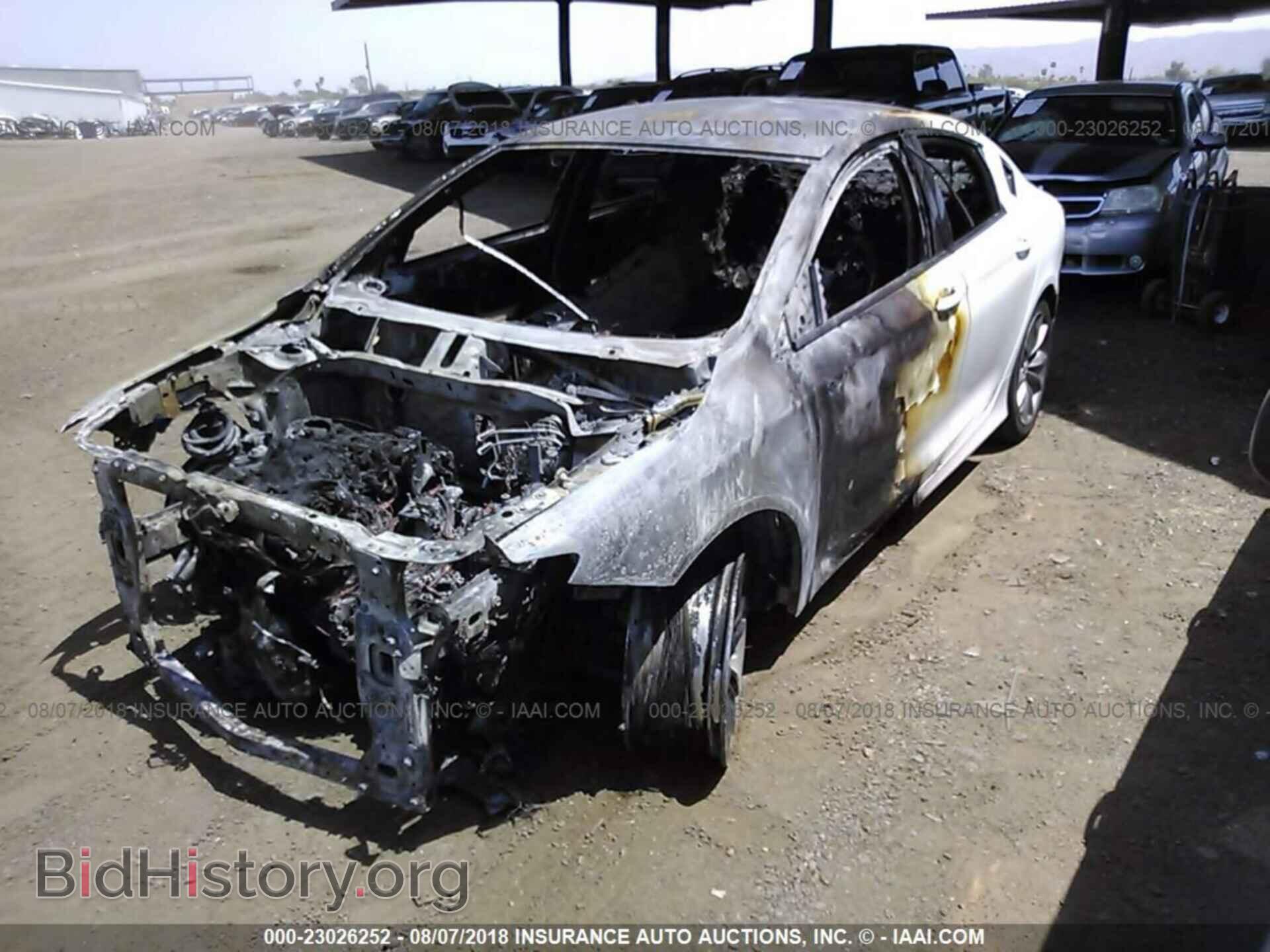 2015 Chrysler 200 - VIN: 1C3CCCDG0FN558055 - Photo 2