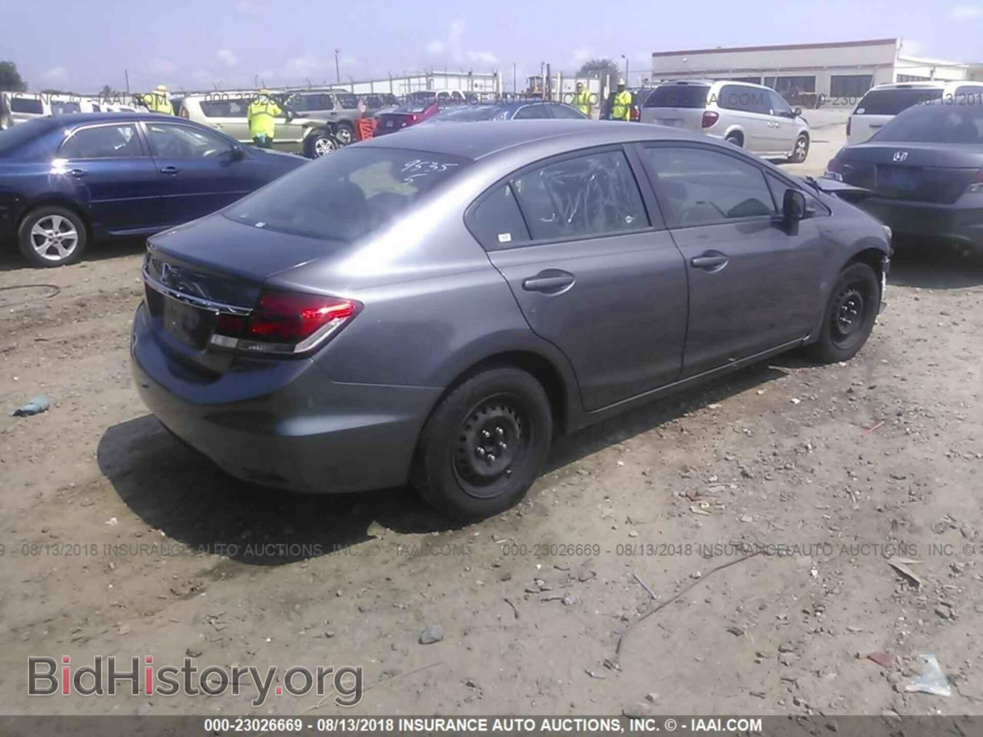 2013 Honda Civic - VIN: 19XFB2F56DE029535 - Фото 4