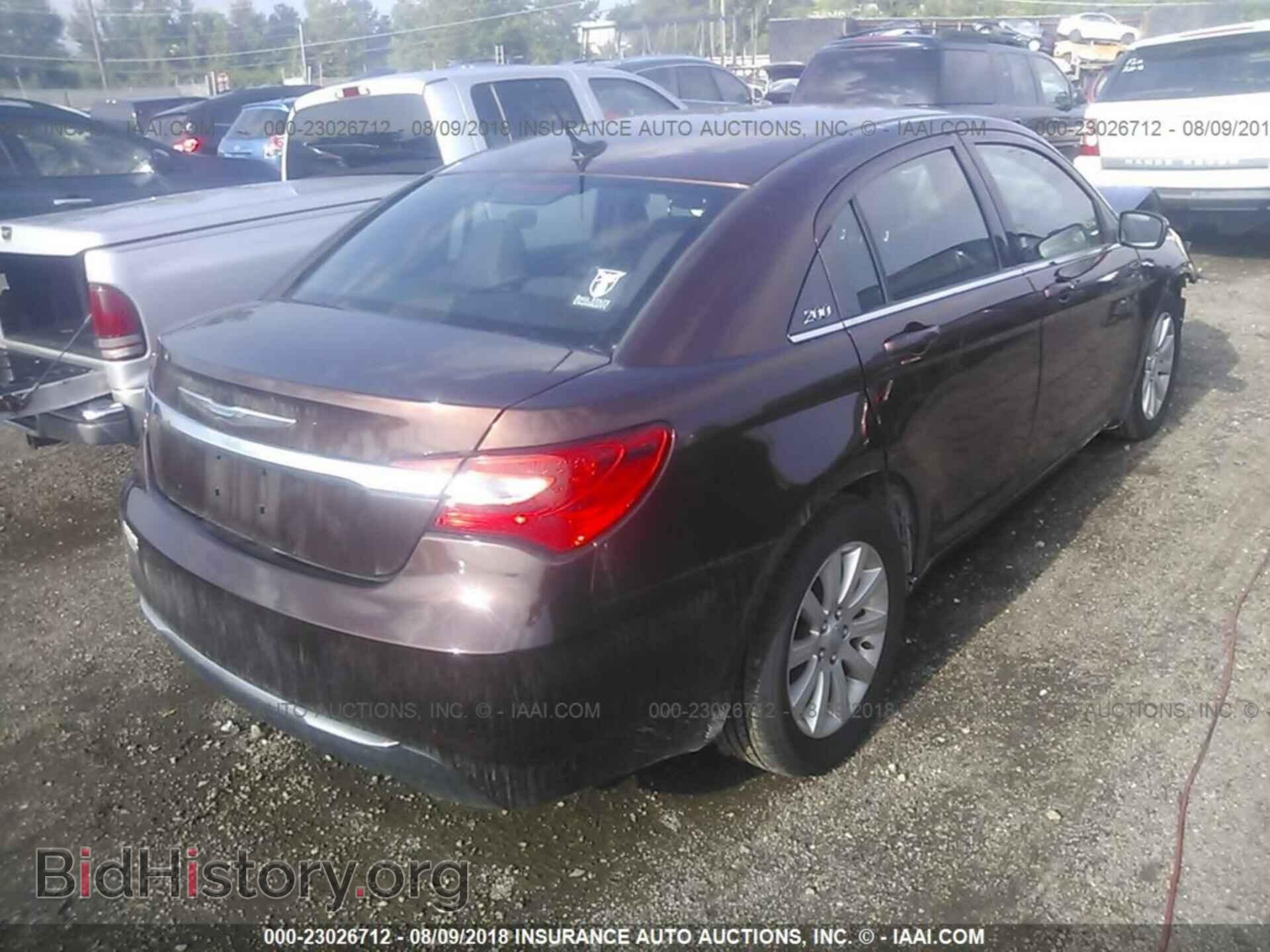 2012 Chrysler 200 - VIN: 1C3CCBBG0CN283165 - Фото 4