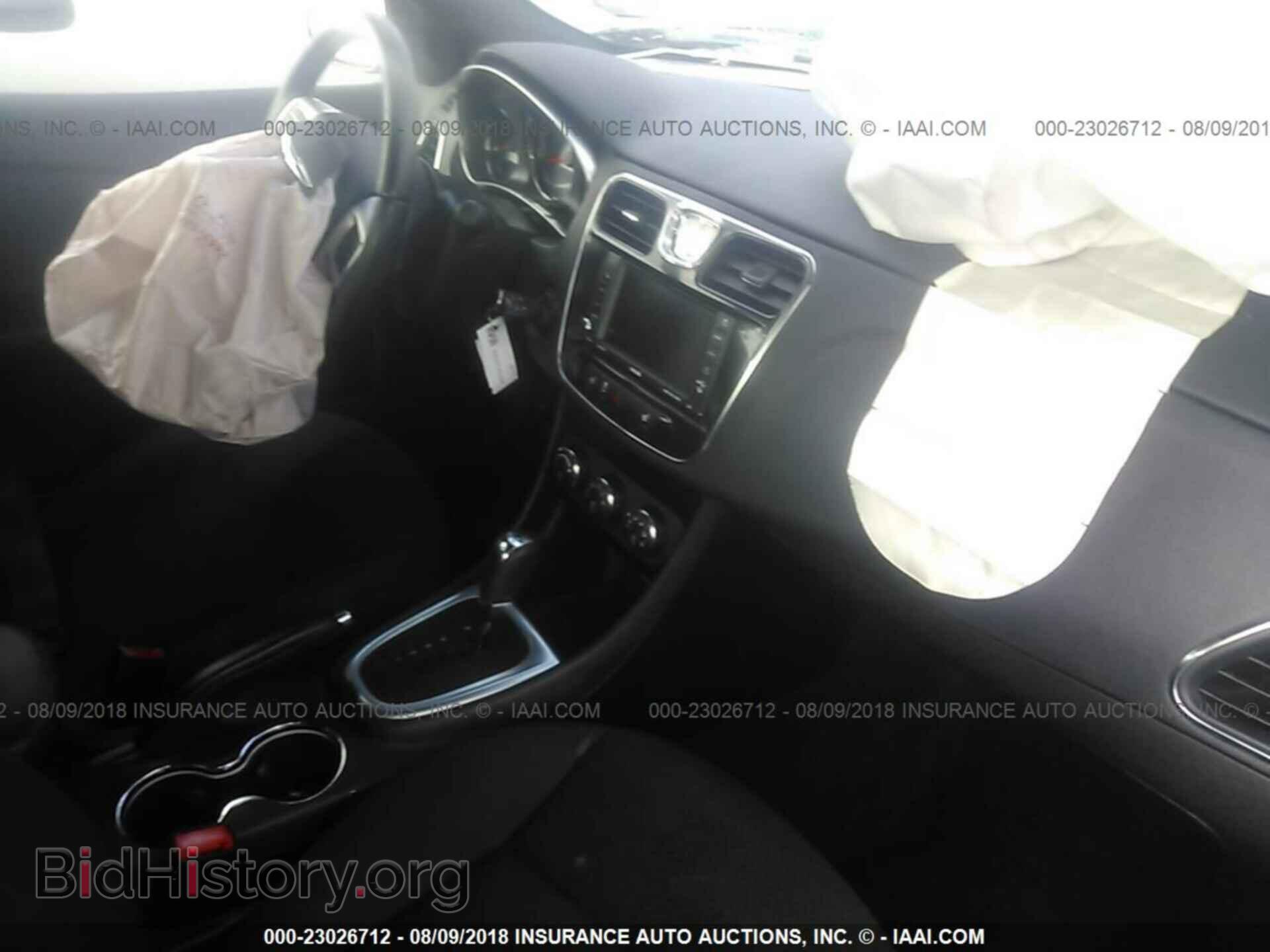 2012 Chrysler 200 - VIN: 1C3CCBBG0CN283165 - Фото 5