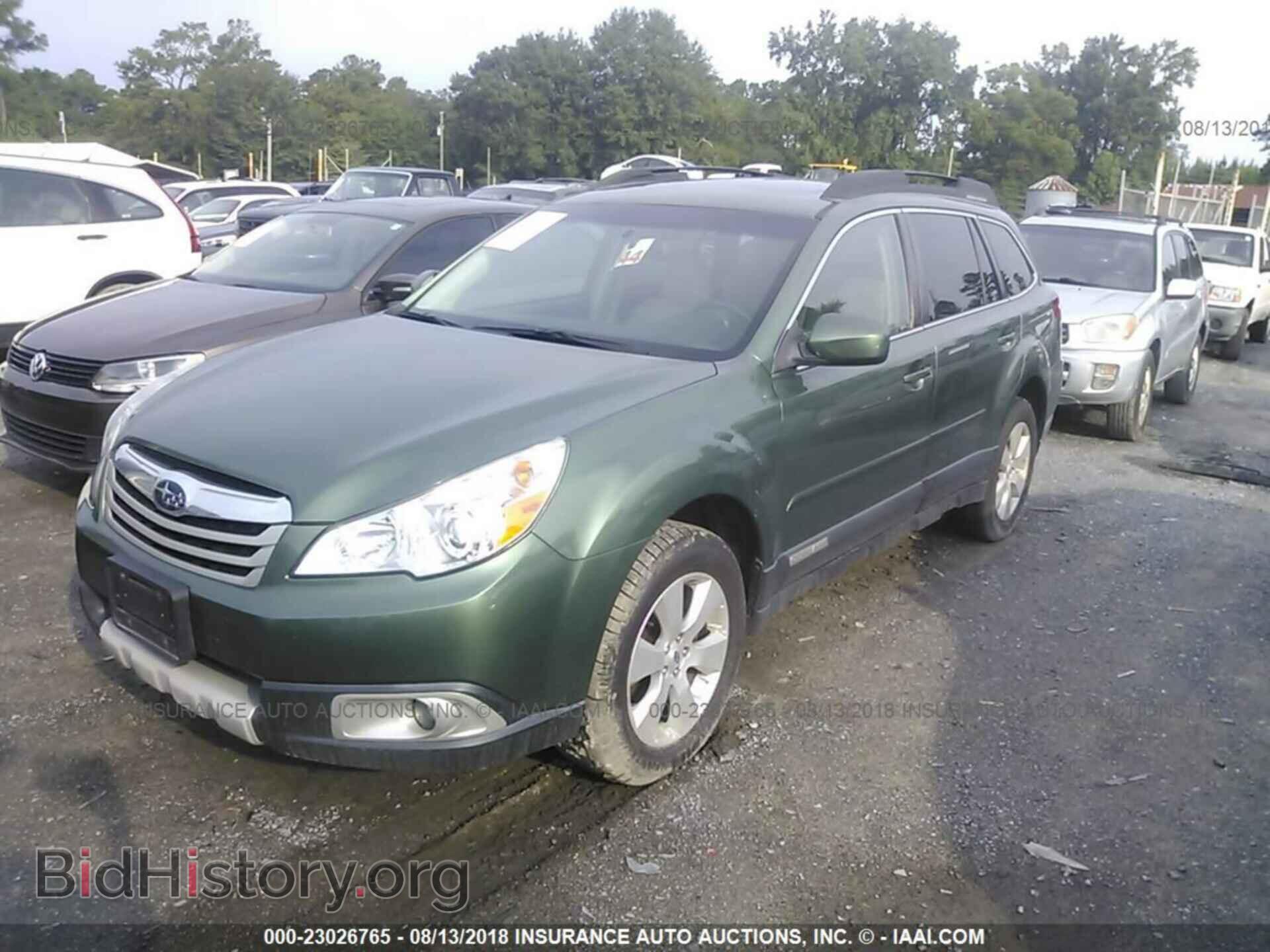 2012 Subaru Outback - VIN: 4S4BRBLCXC3251347 - Photo 2