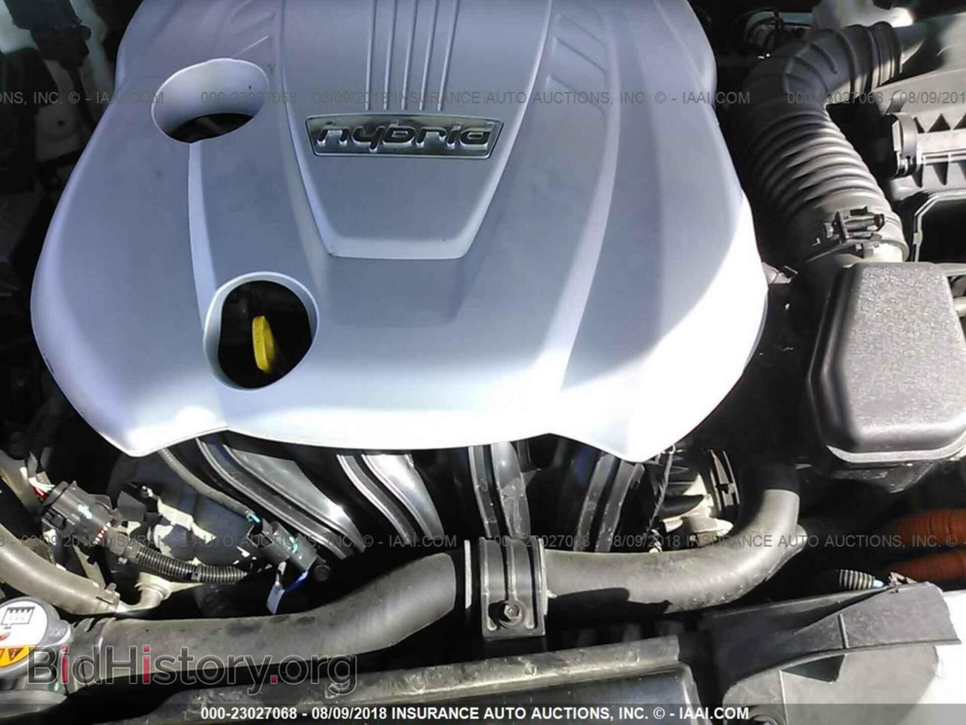 2012 Hyundai Sonata - VIN: KMHEC4A49CA019890 - Photo 10