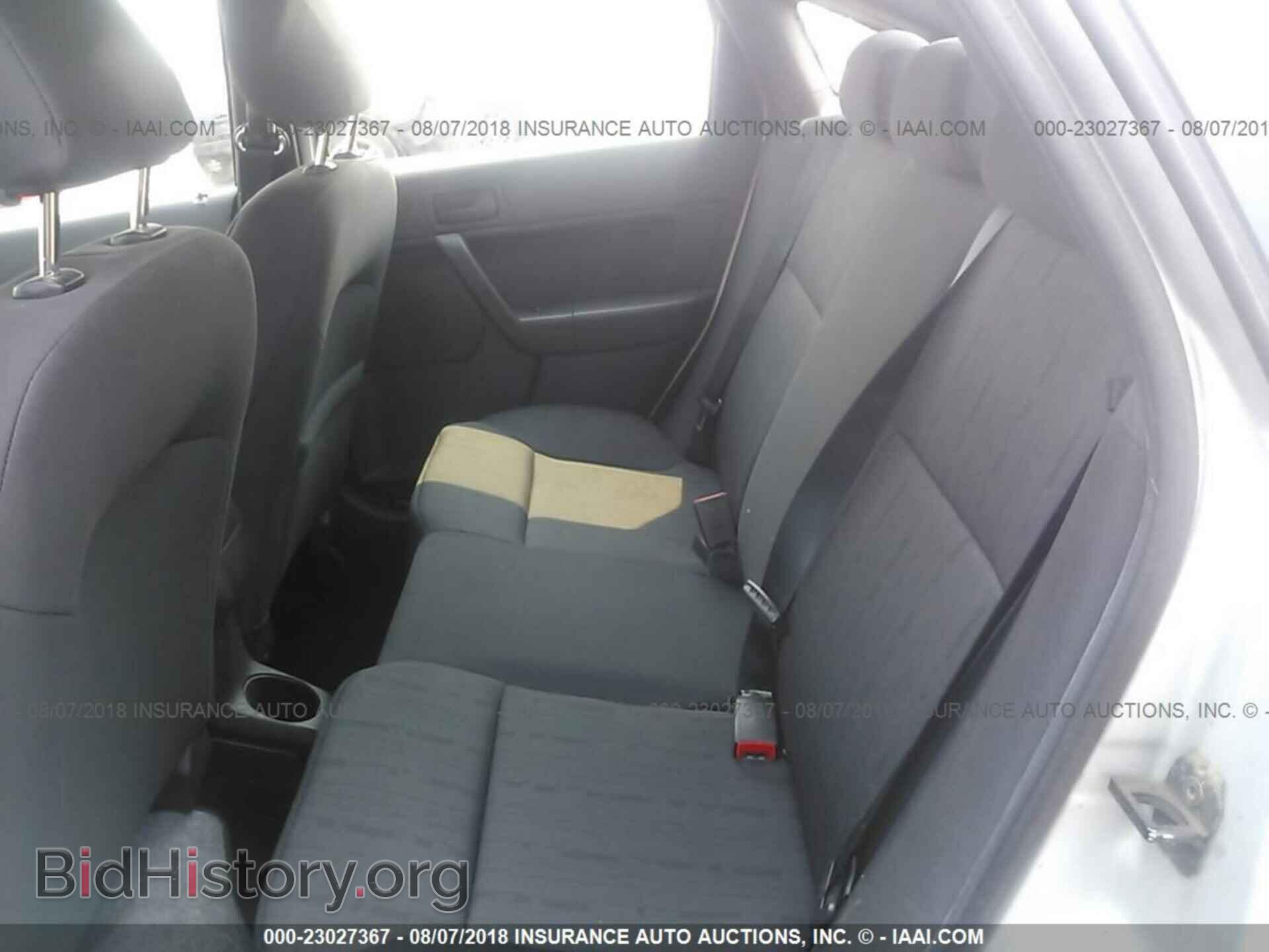 2011 Ford Focus - VIN: 1FAHP3FN1BW176872 - Фото 8