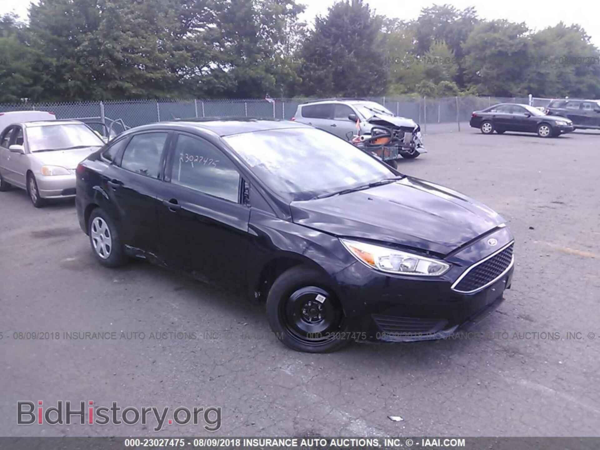 Photo 1FADP3E27GL207590 - Ford Focus 2016