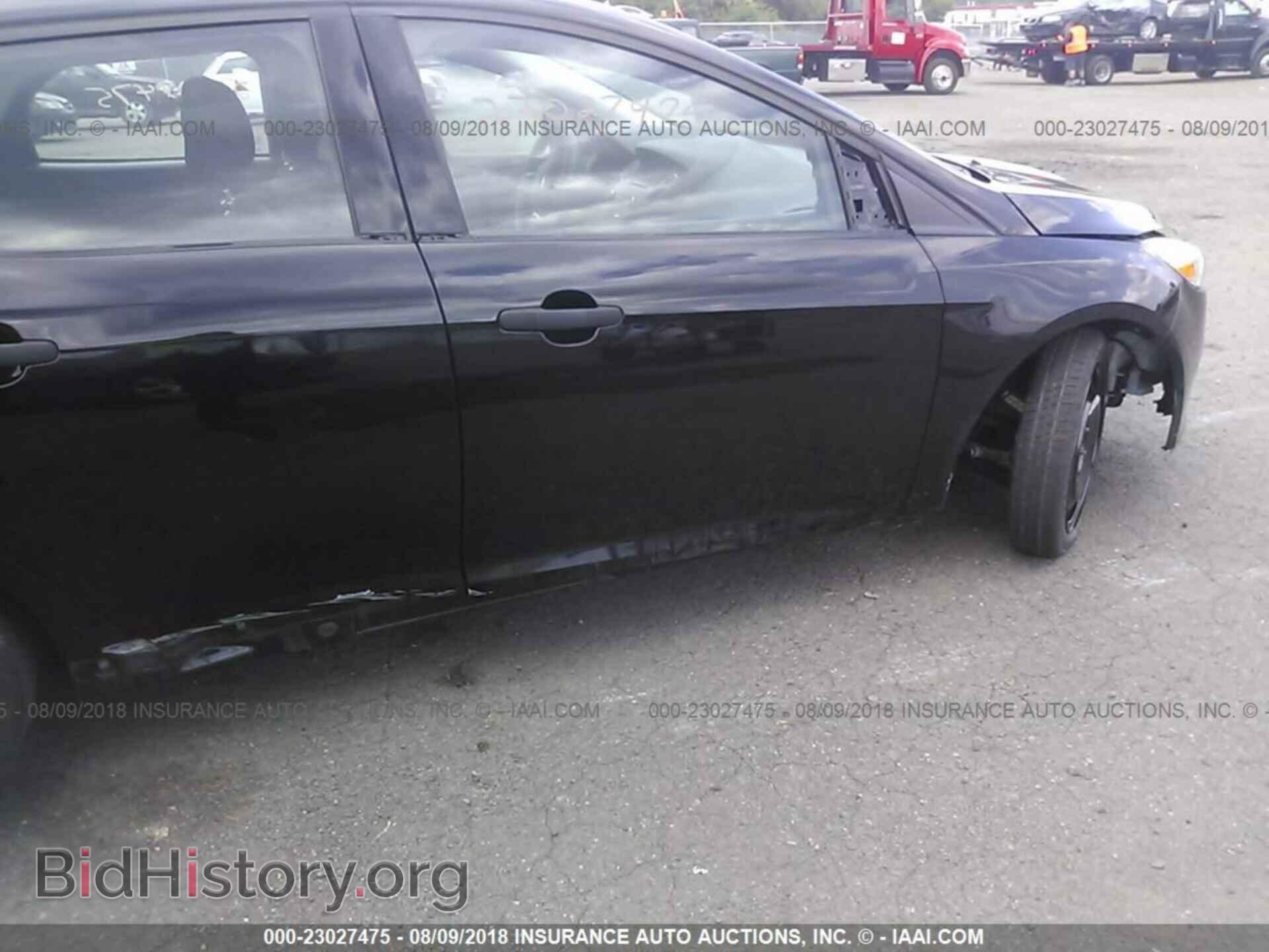 2016 Ford Focus - VIN: 1FADP3E27GL207590 - Фото 6