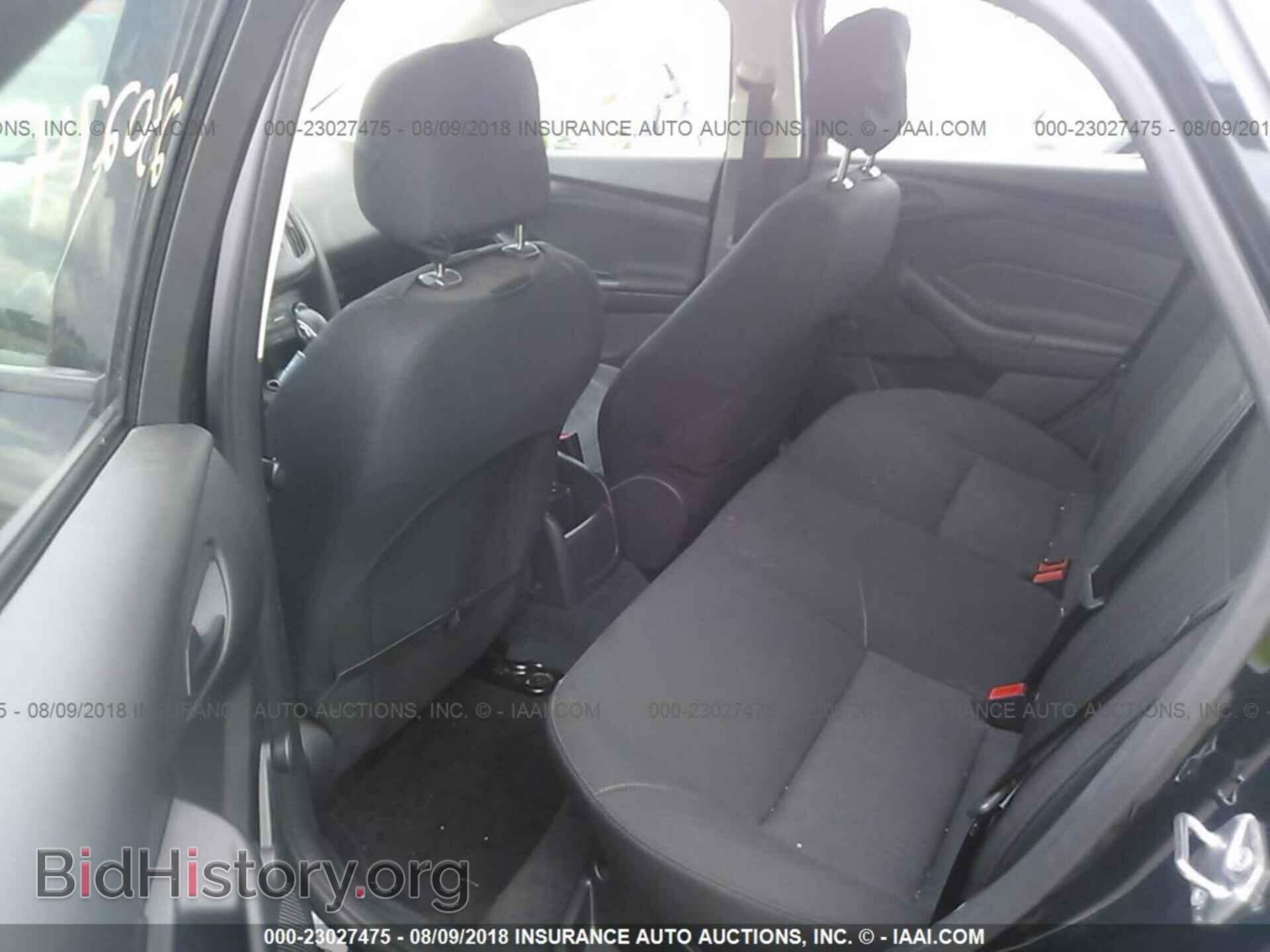 2016 Ford Focus - VIN: 1FADP3E27GL207590 - Фото 8