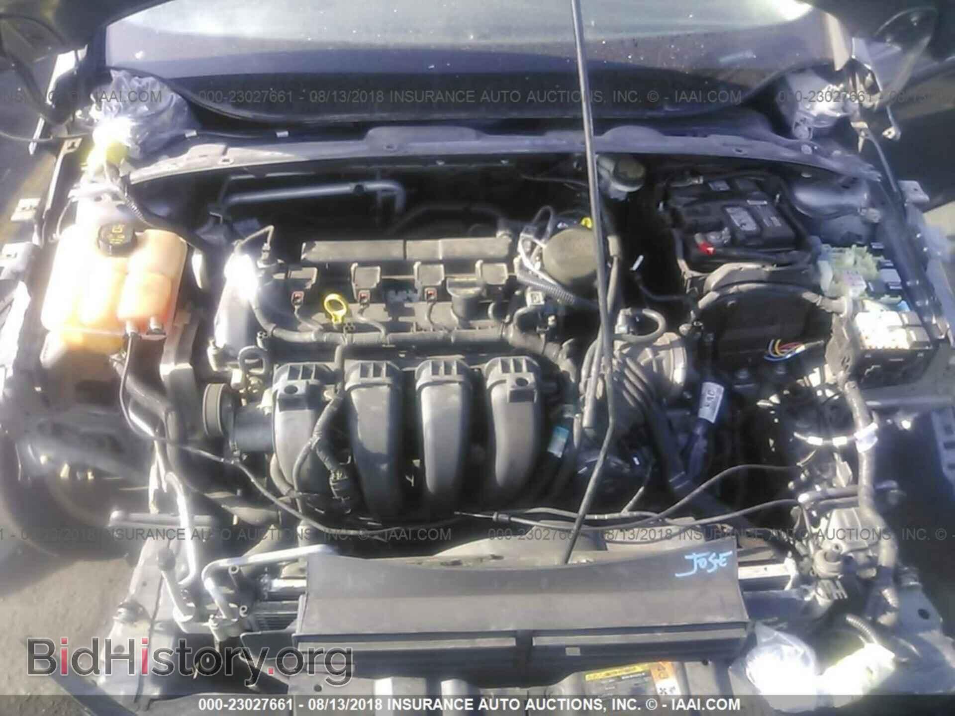 2014 Ford Focus - VIN: 1FADP3N2XEL110834 - Photo 10
