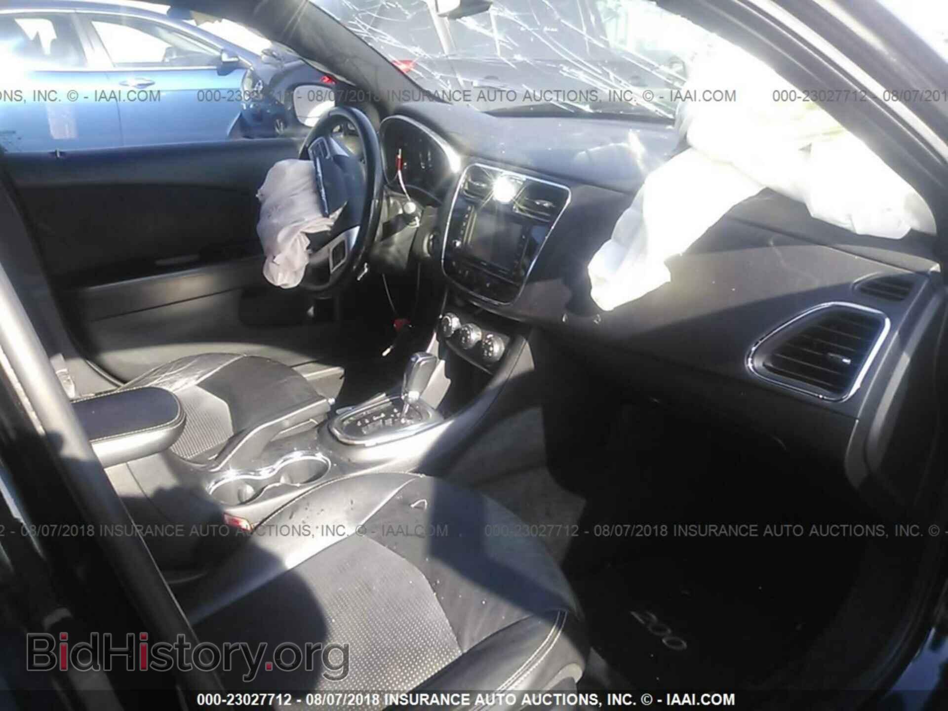 2011 Chrysler 200 - VIN: 1C3BC8FG4BN567518 - Фото 5