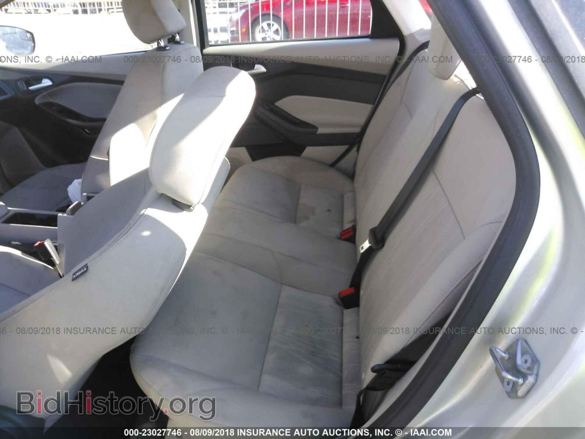 2016 Ford Focus - VIN: 1FADP3F28GL271491 - Photo 8