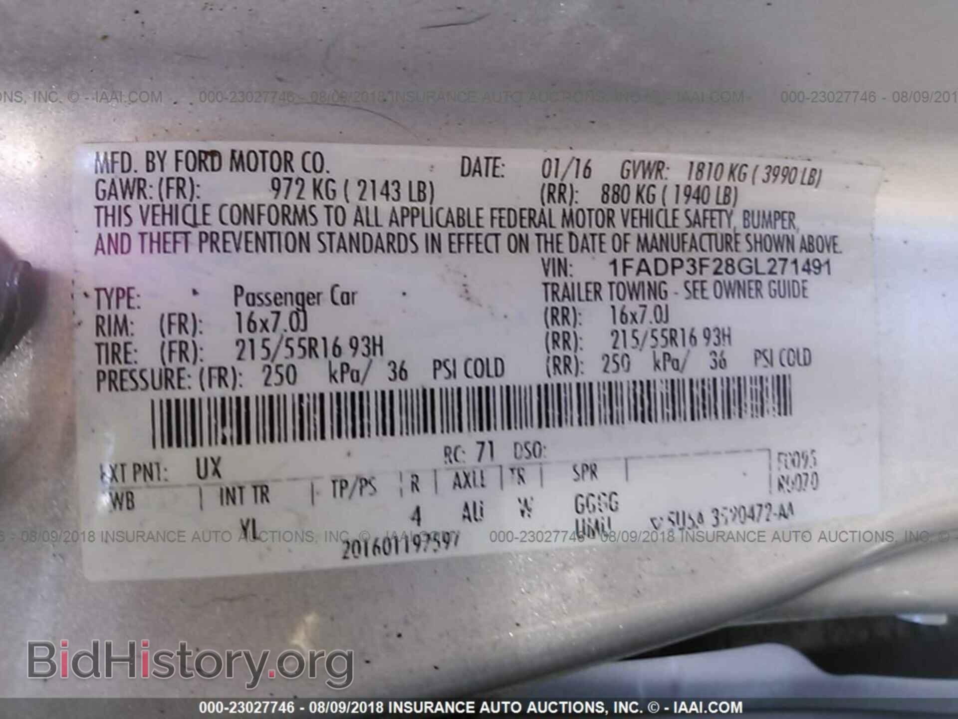 2016 Ford Focus - VIN: 1FADP3F28GL271491 - Photo 9