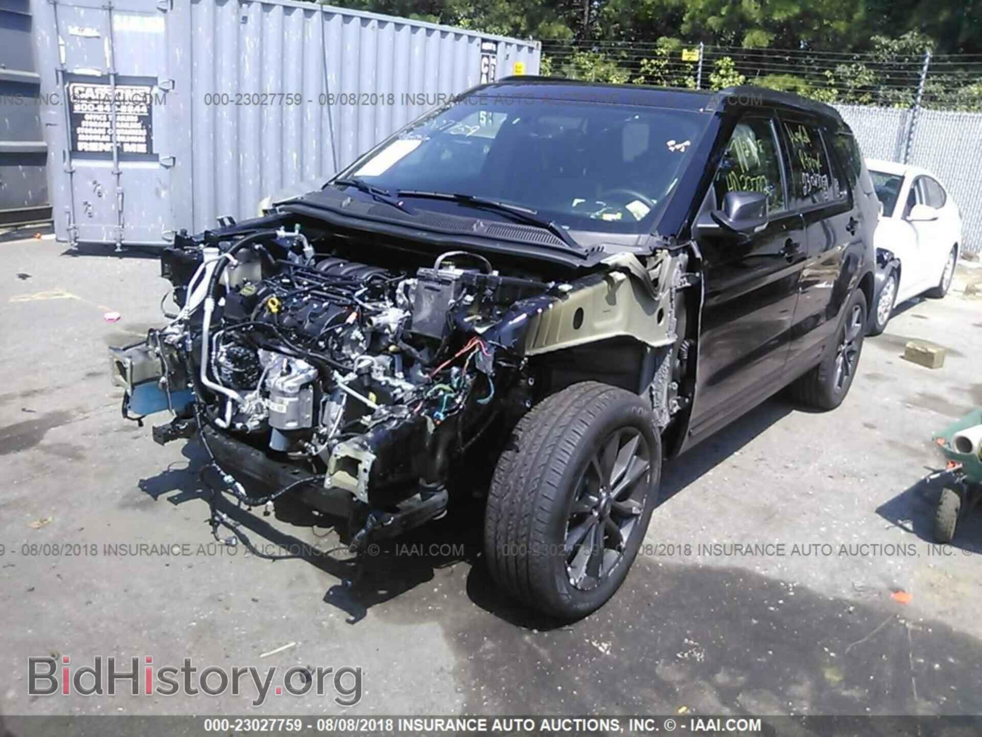 2018 Ford Explorer - VIN: 1FM5K8D87JGA75149 - Фото 2