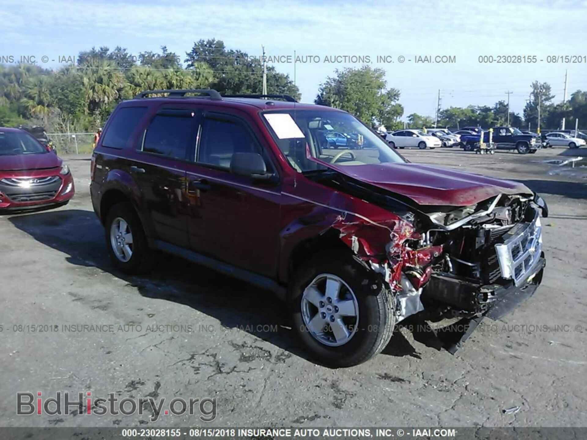 Photo 1FMCU0D75CKA55413 - Ford Escape 2012