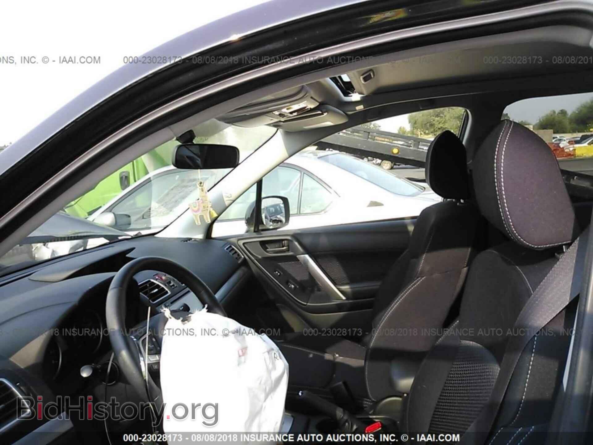 2017 Subaru Forester - VIN: JF2SJAEC6HH582859 - Фото 5