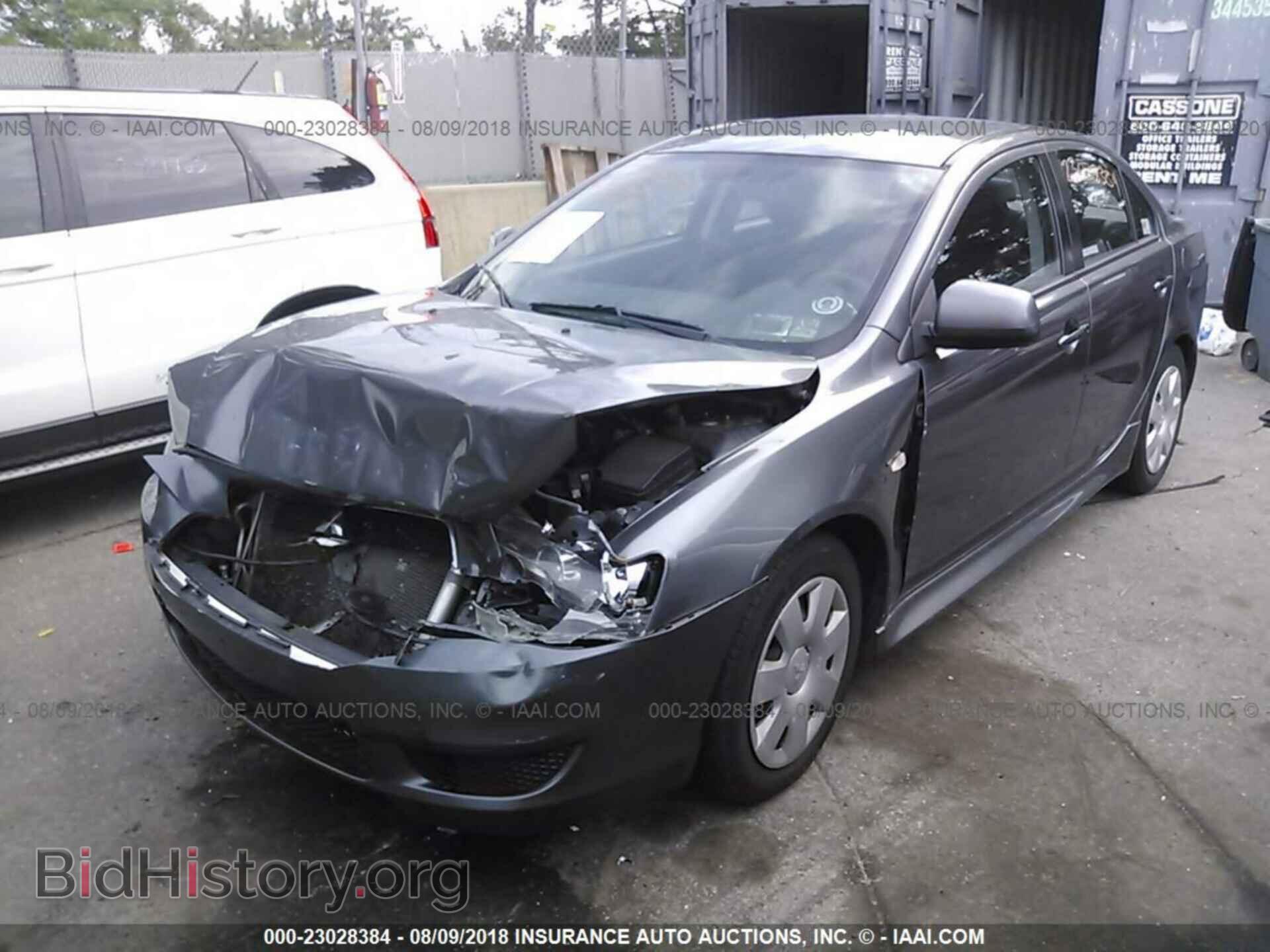 2011 Mitsubishi Lancer - VIN: JA32U2FU1BU000599 - Фото 2
