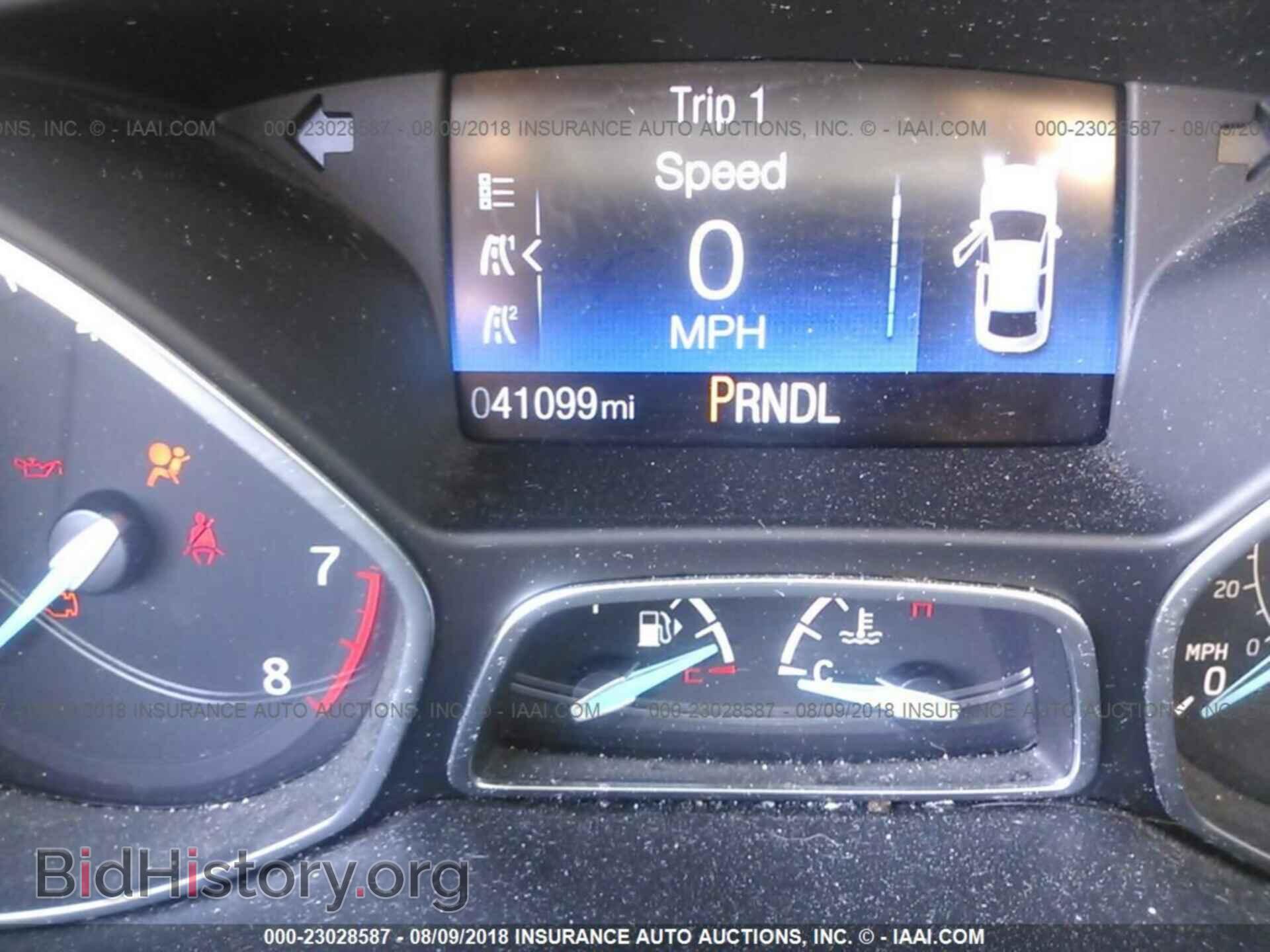 2017 Ford Focus - VIN: 1FADP3E24HL270227 - Photo 7