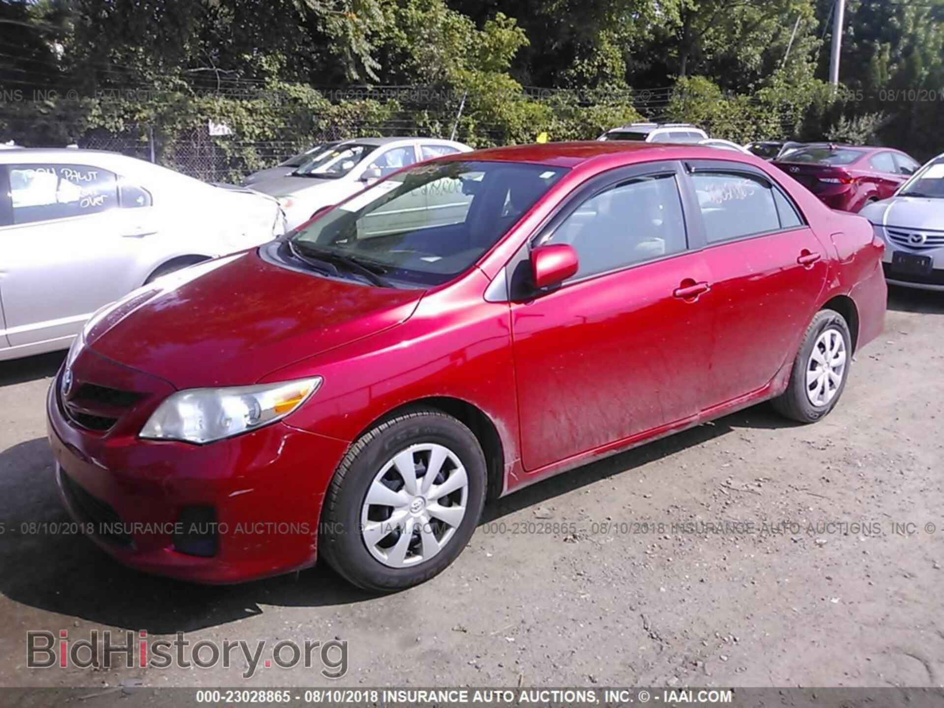 2011 Toyota Corolla - VIN: 2T1BU4EE4BC576627 - Фото 2