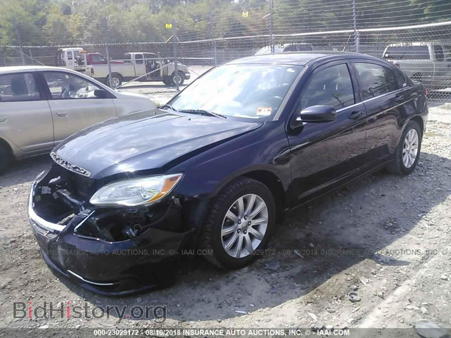 2011 Chrysler 200 - VIN: 1C3BC1FB9BN531478 - Фото 2