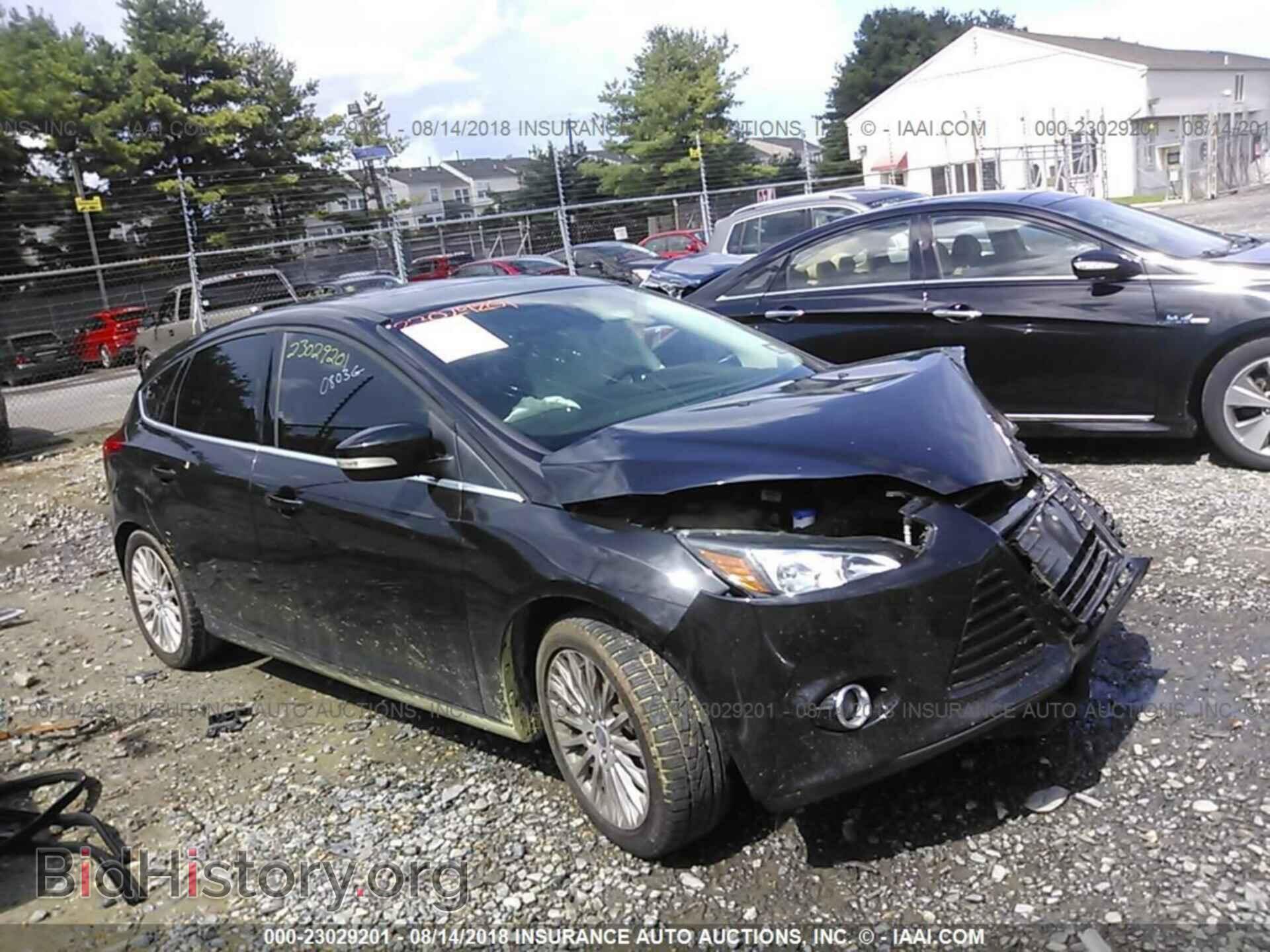 Photo 1FAHP3N23CL298501 - Ford Focus 2012