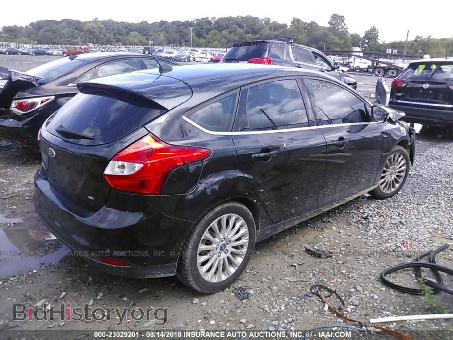 2012 Ford Focus - VIN: 1FAHP3N23CL298501 - Photo 4