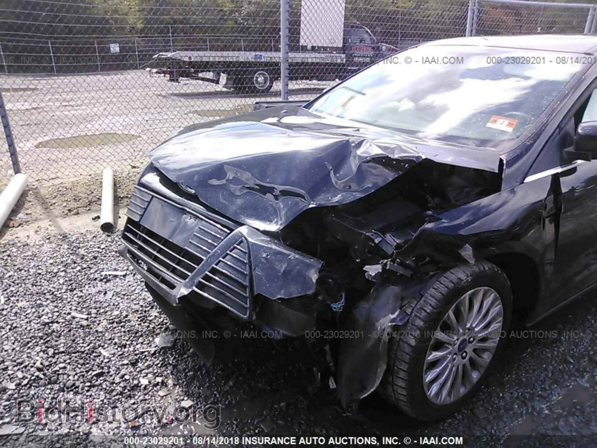 2012 Ford Focus - VIN: 1FAHP3N23CL298501 - Photo 6