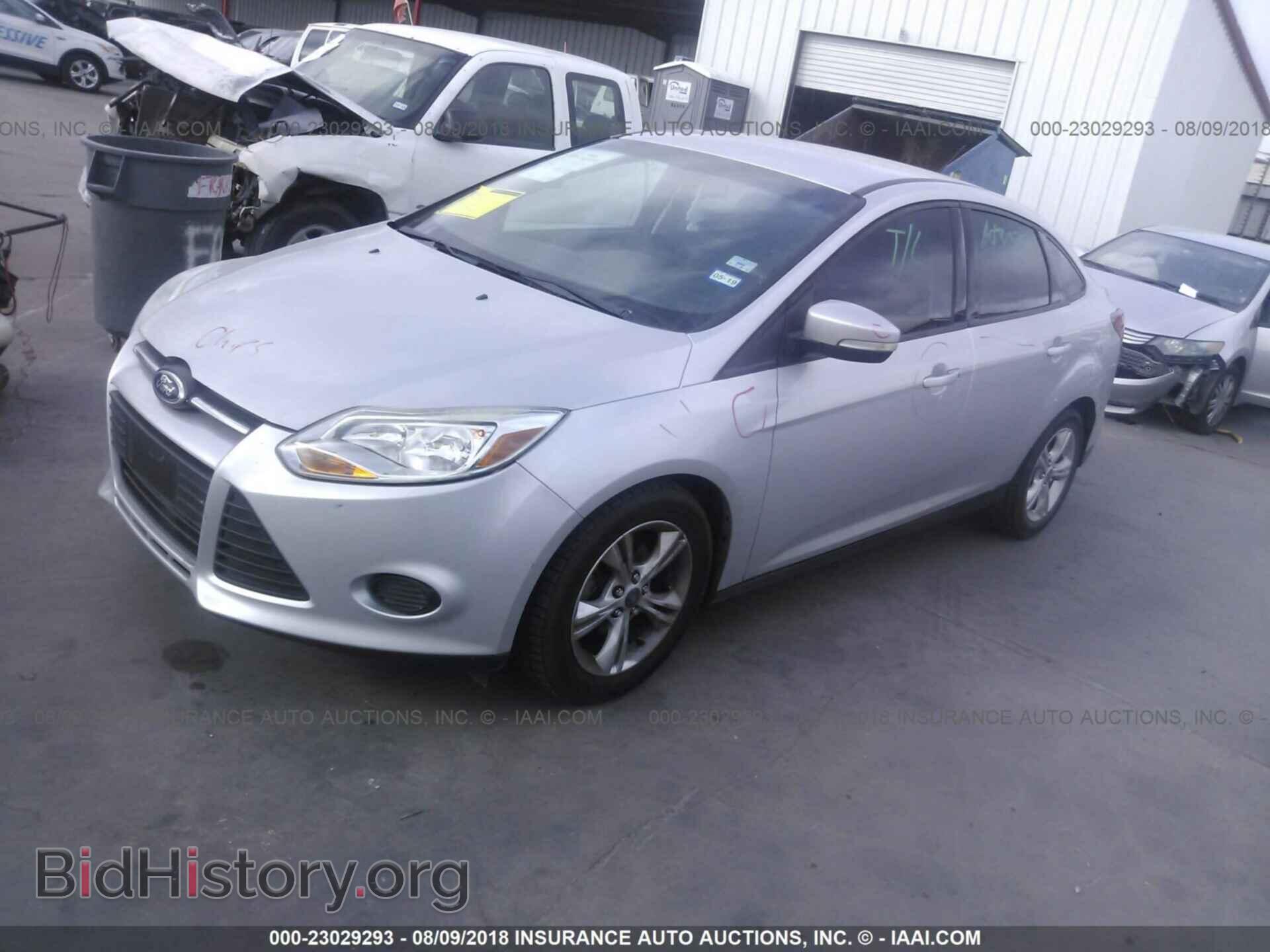 2013 Ford Focus - VIN: 1FADP3F20DL131494 - Photo 2