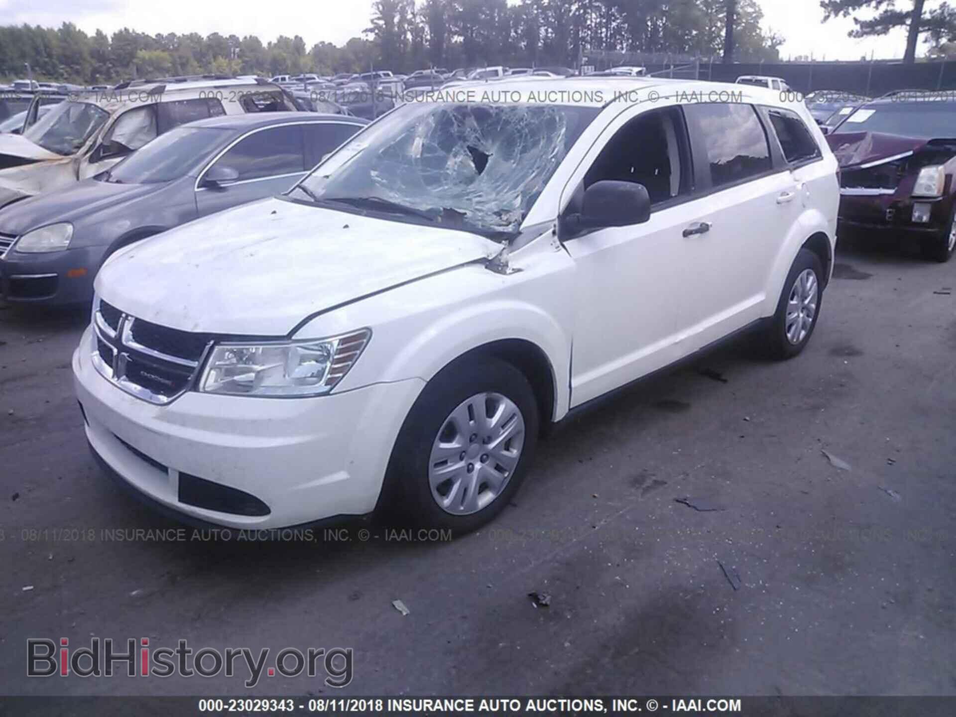 2014 Dodge Journey - VIN: 3C4PDCAB2ET308236 - Фото 2
