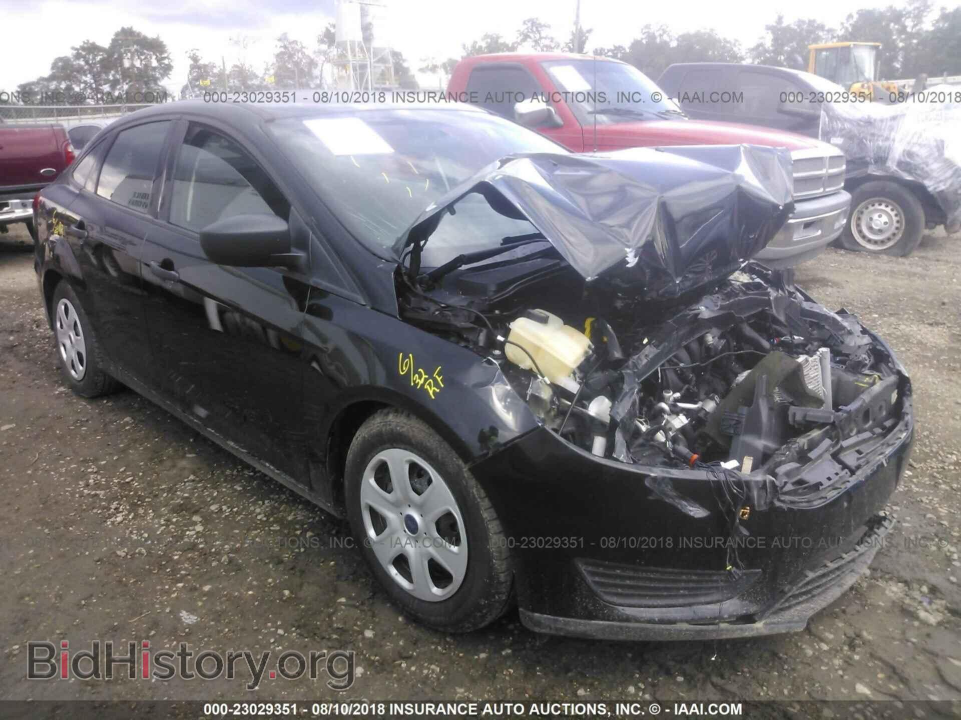 Photo 1FADP3E26GL249538 - Ford Focus 2016