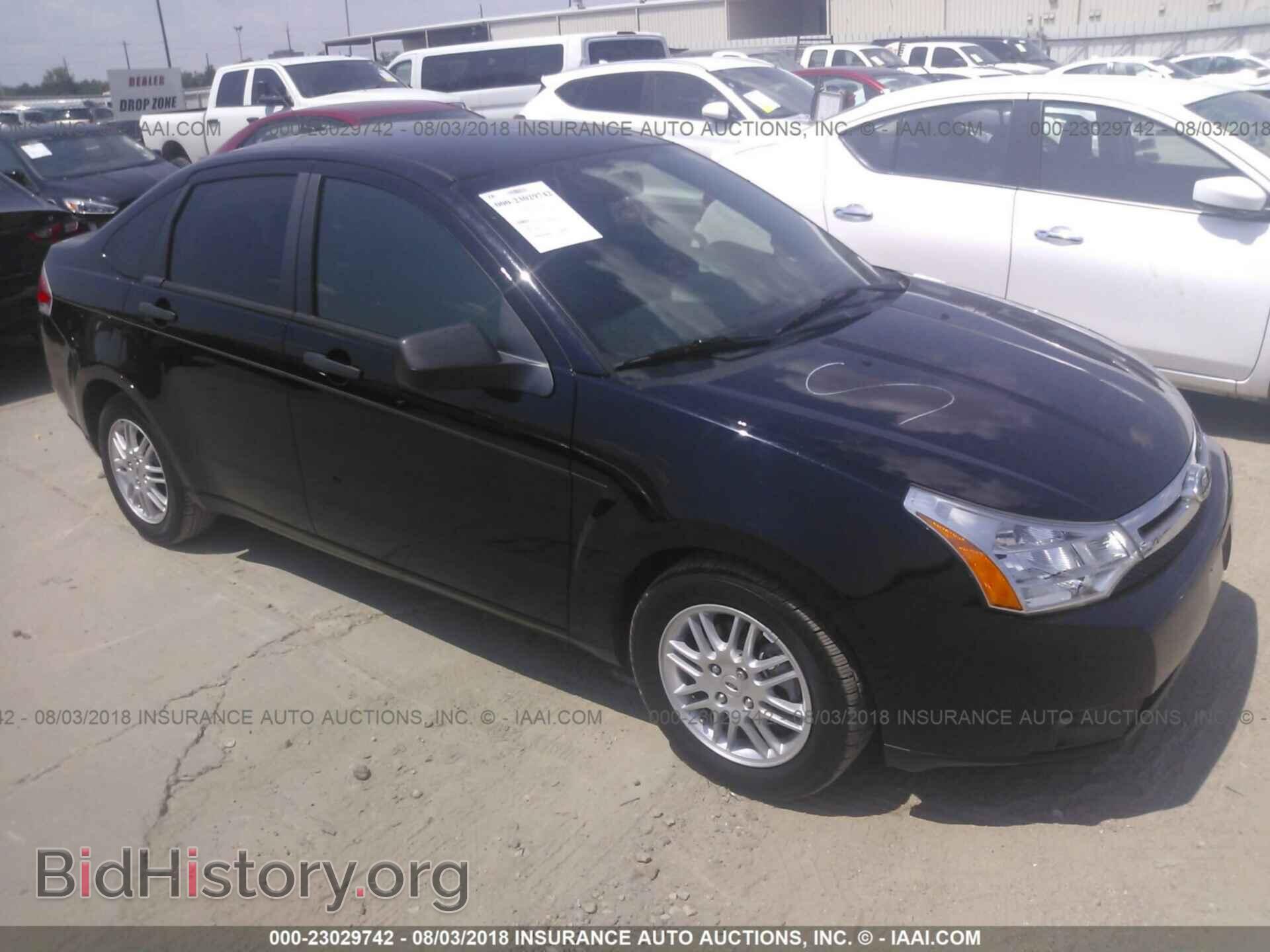 Photo 1FAHP3FN5BW159153 - Ford Focus 2011