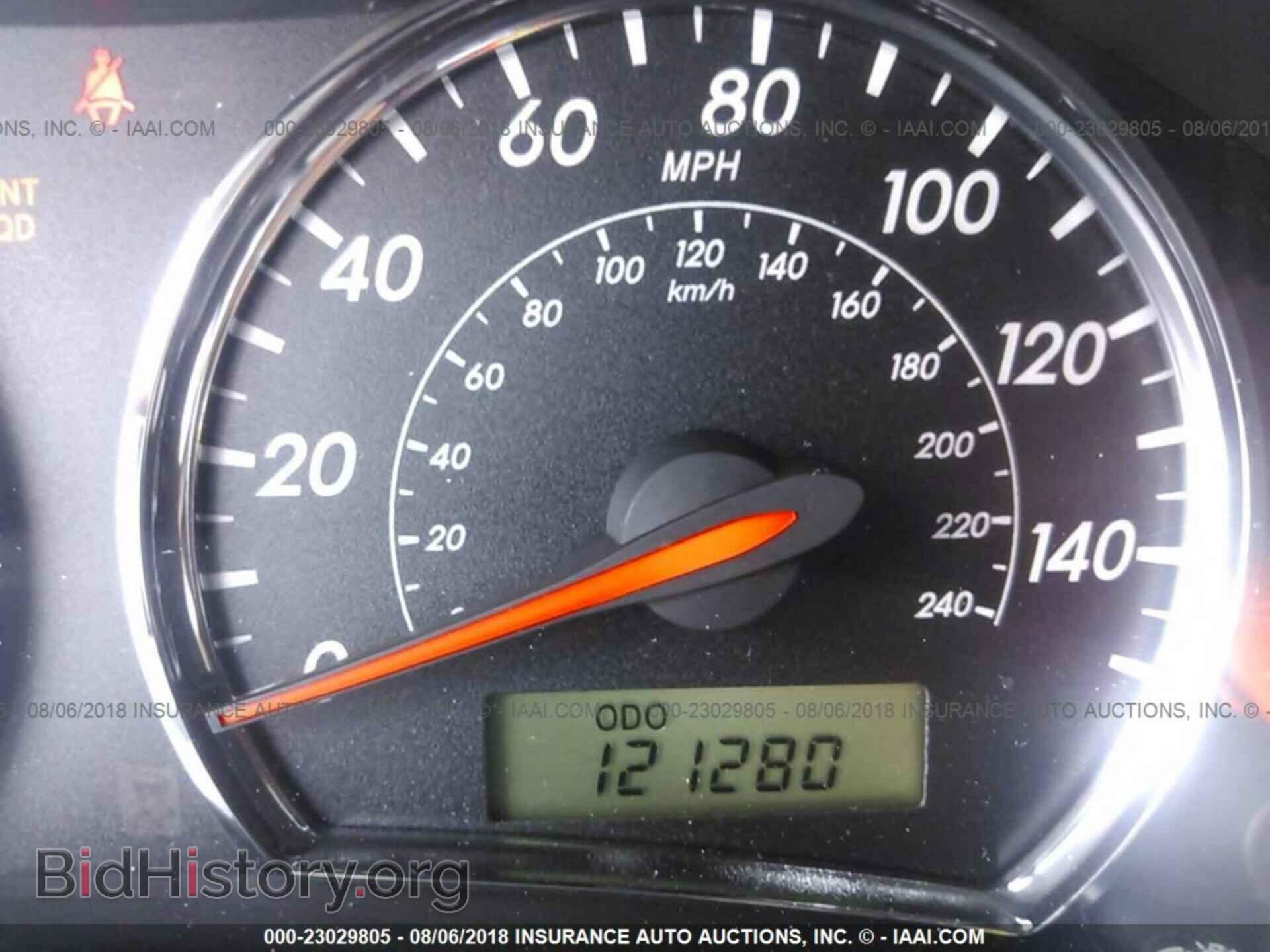 2011 Toyota Corolla - VIN: 2T1BU4EEXBC561792 - Photo 7