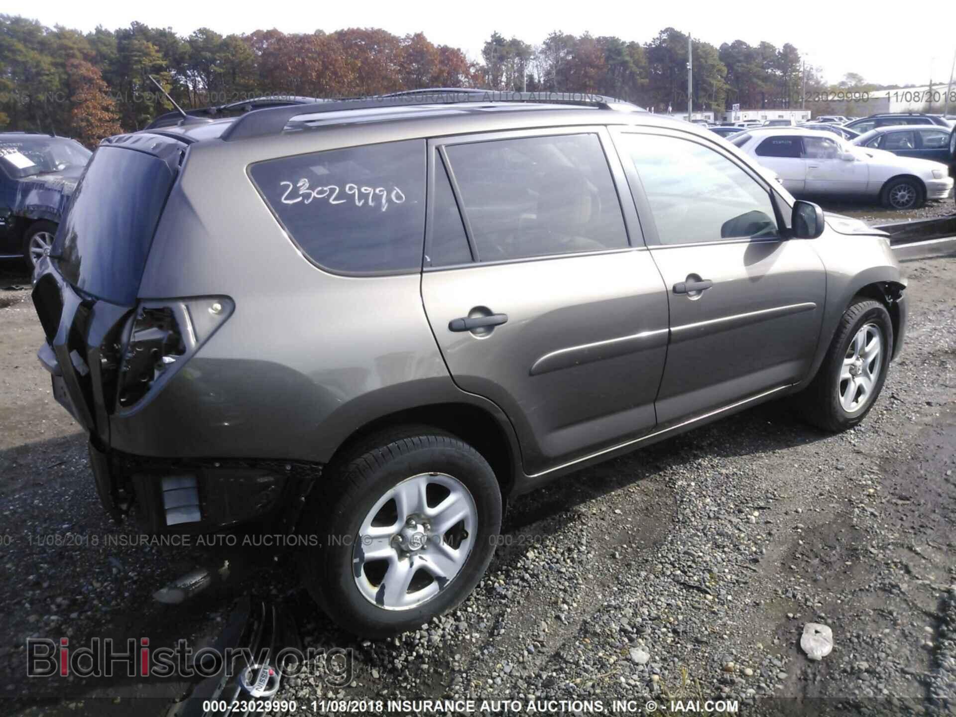 2011 Toyota Rav4 - VIN: 2T3ZF4DV2BW100053 - Фото 4