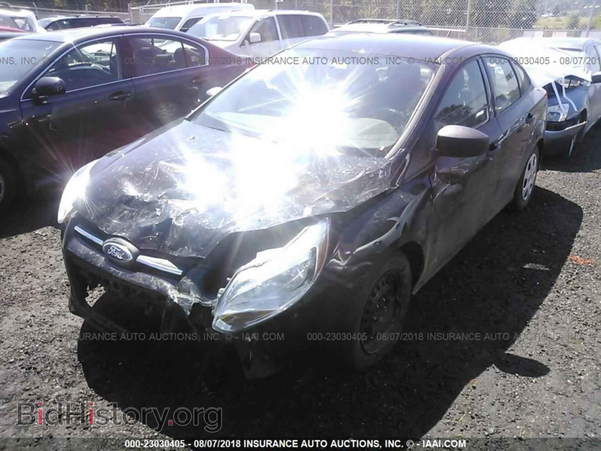 2013 Ford Focus - VIN: 1FADP3E26DL190714 - Photo 2