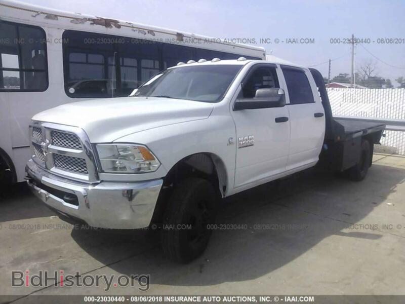2014 RAM 3500 (VIN 3C7WRTCL3EG142761) — photo 2 of 10