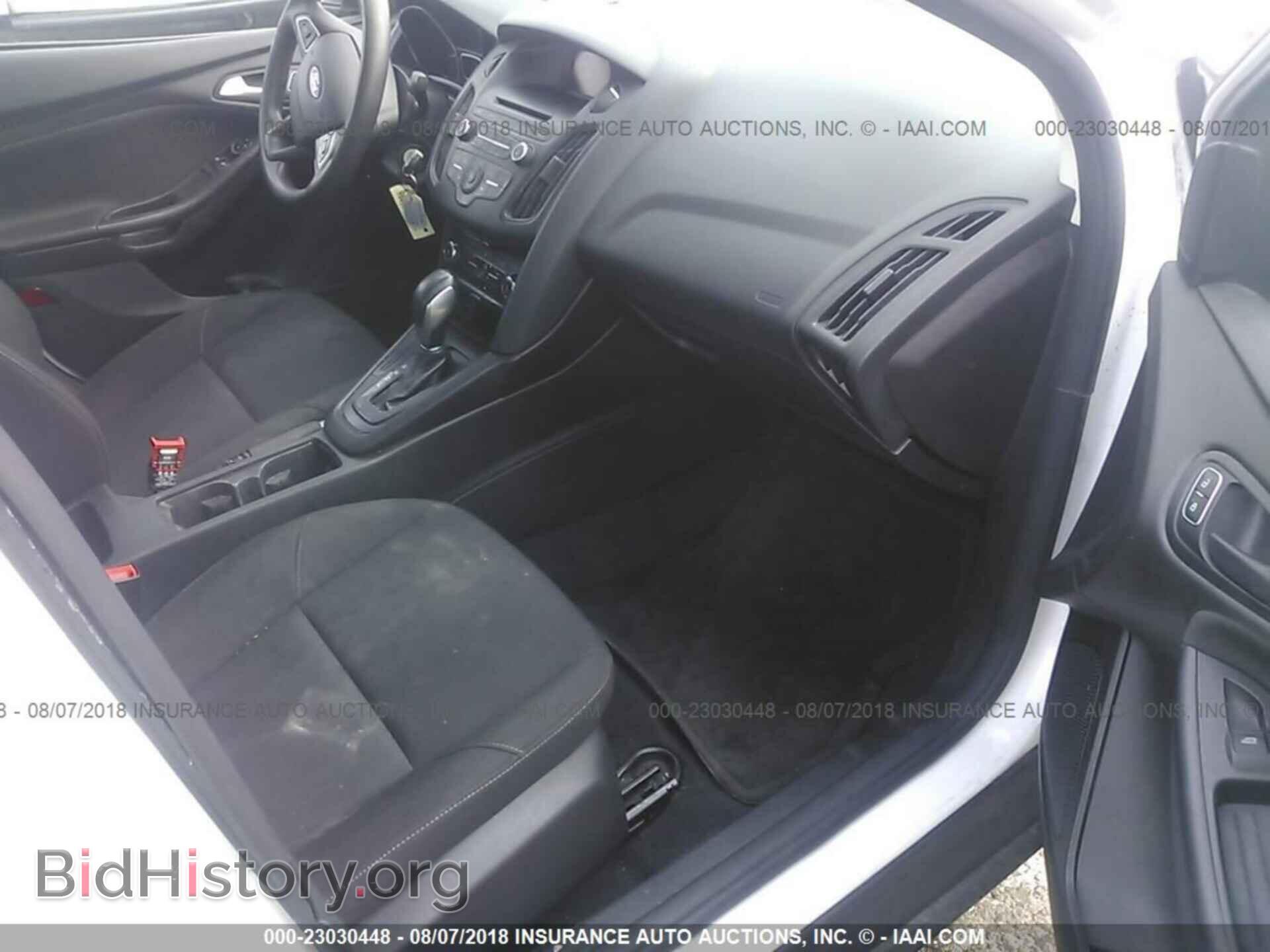 2015 Ford Focus - VIN: 1FADP3E25FL248072 - Photo 5