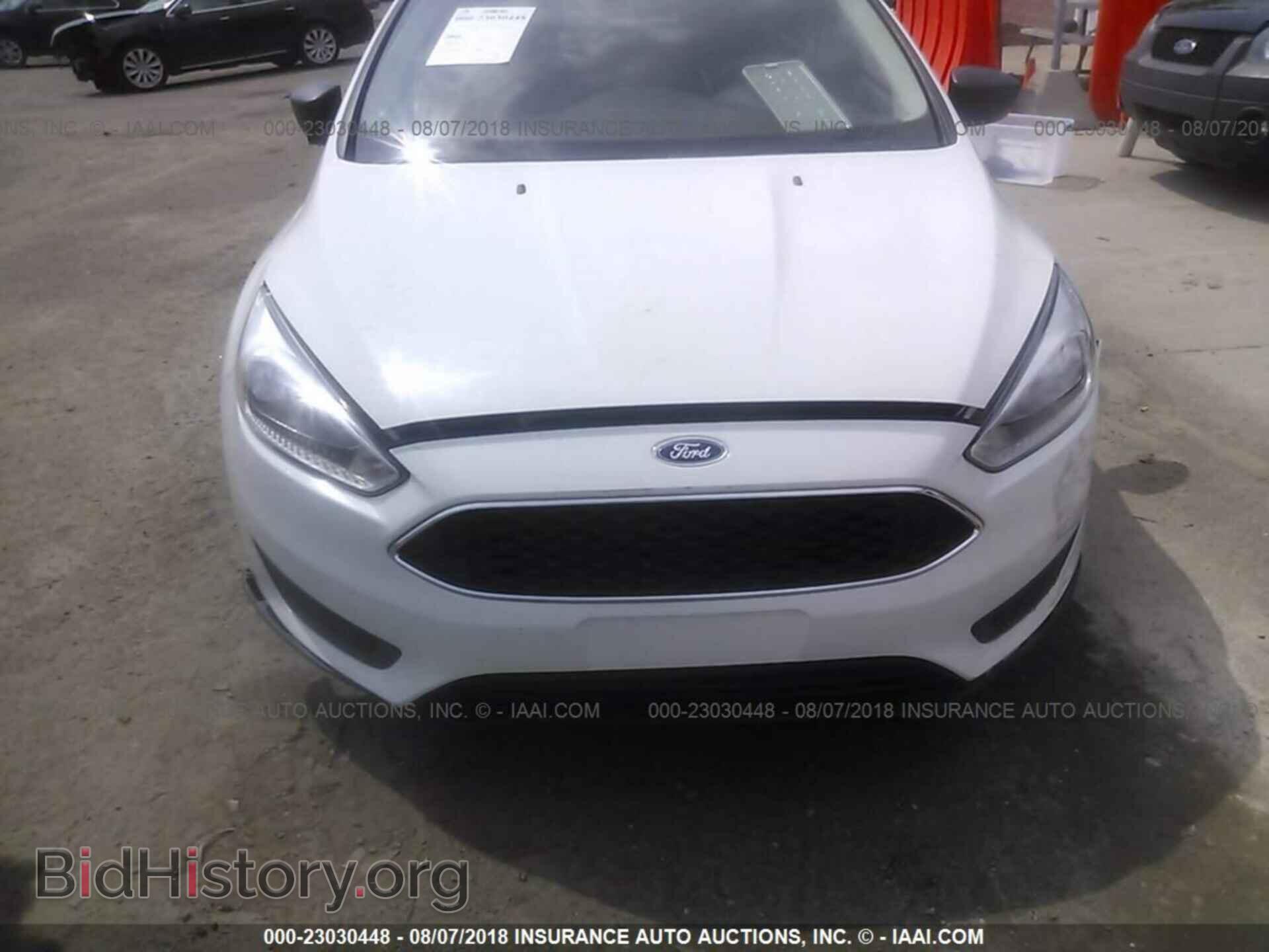 2015 Ford Focus - VIN: 1FADP3E25FL248072 - Photo 6