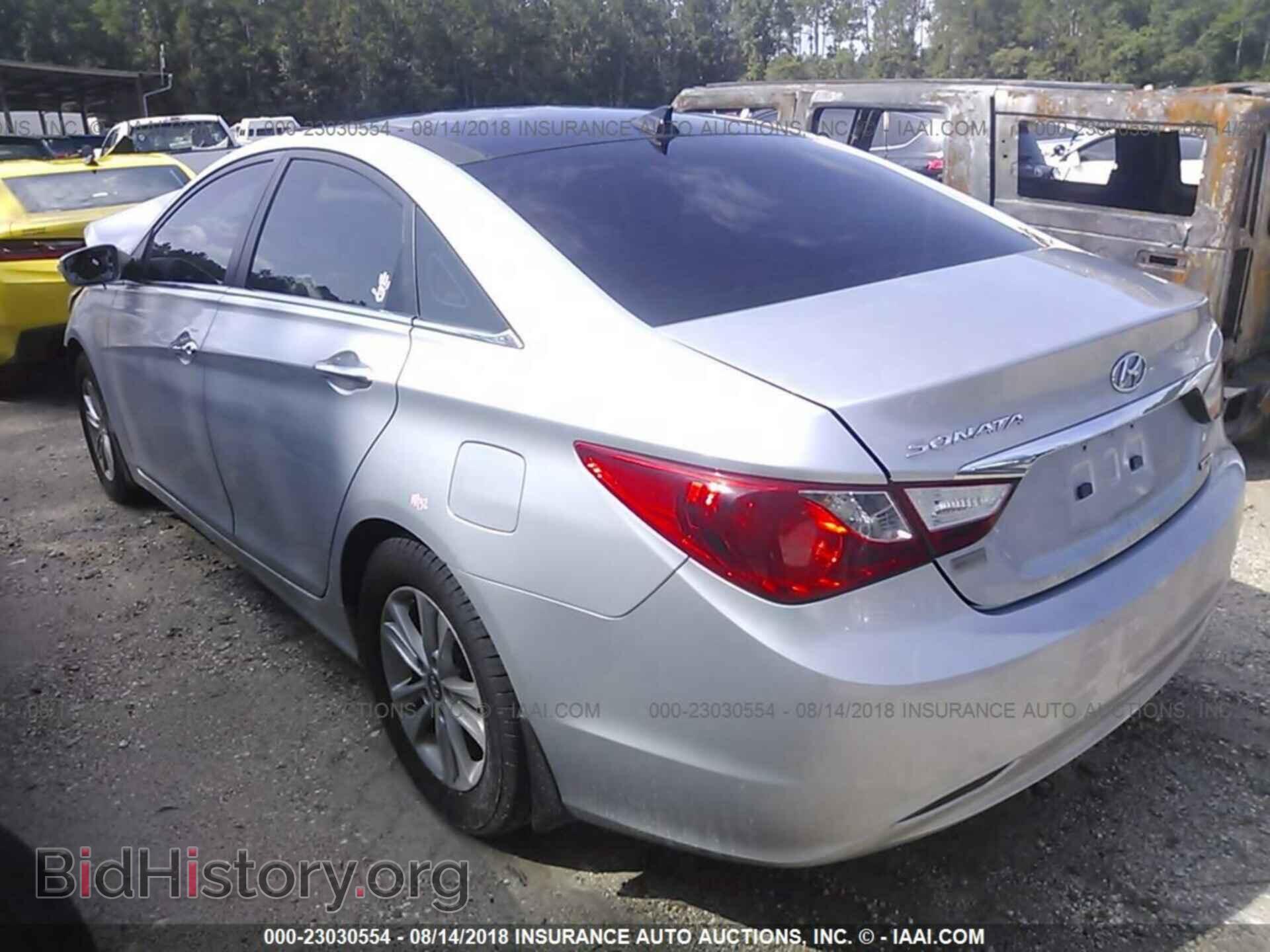 2012 Hyundai Sonata - VIN: 5NPEC4AC9CH430193 - Фото 3